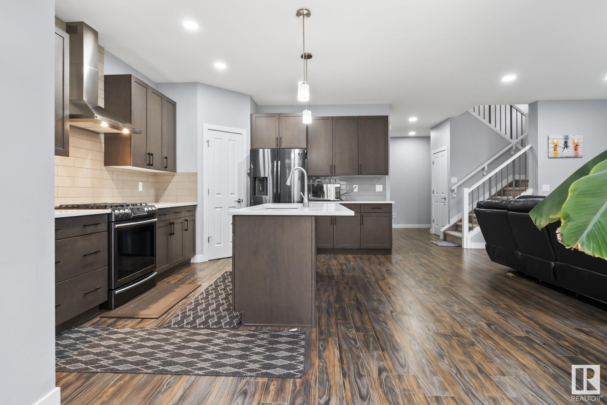      455 41 AV NW , Edmonton,  ,T6T 2G2 ;  Listing Number: MLS E4420481
