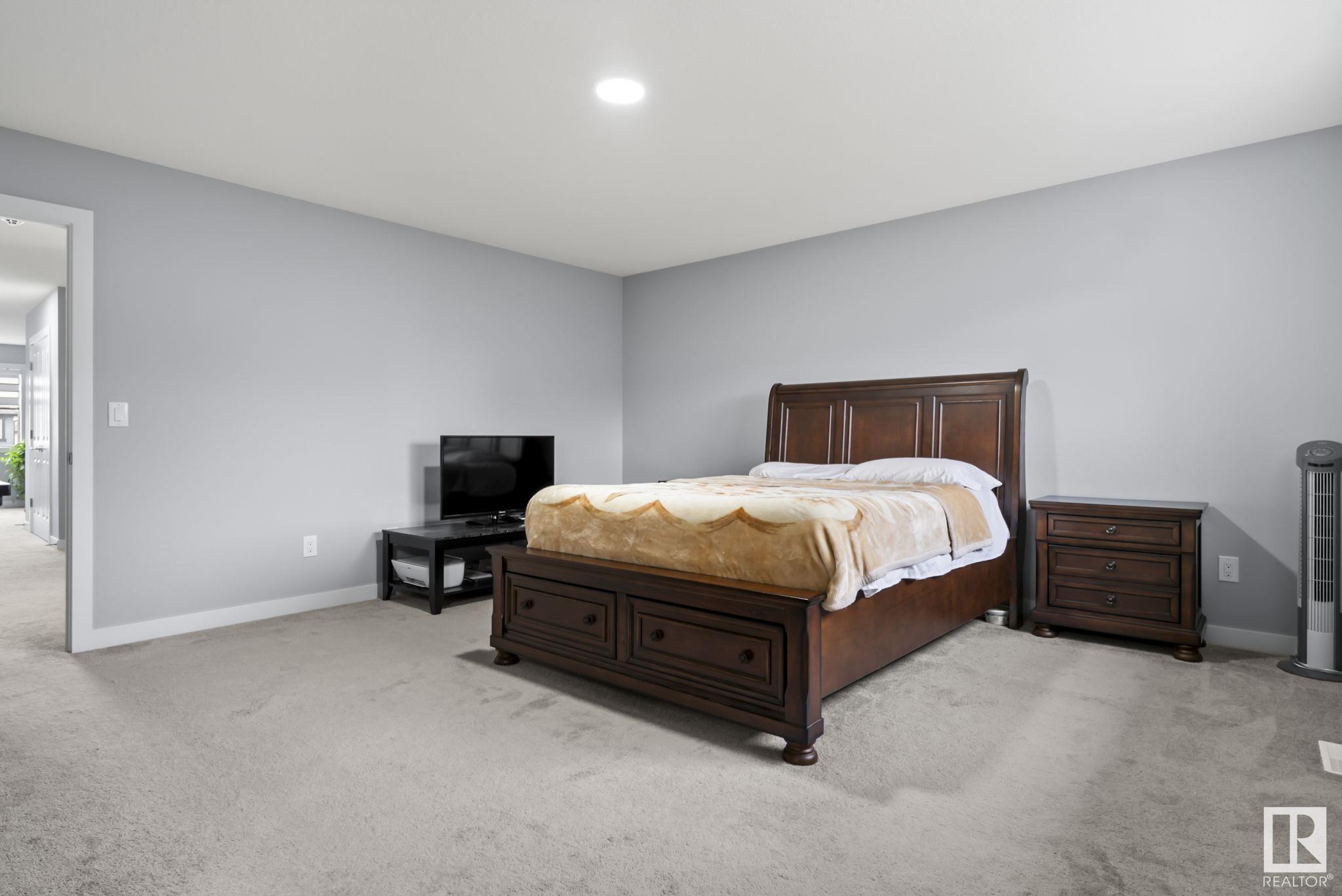      455 41 AV NW , Edmonton,  ,T6T 2G2 ;  Listing Number: MLS E4420481