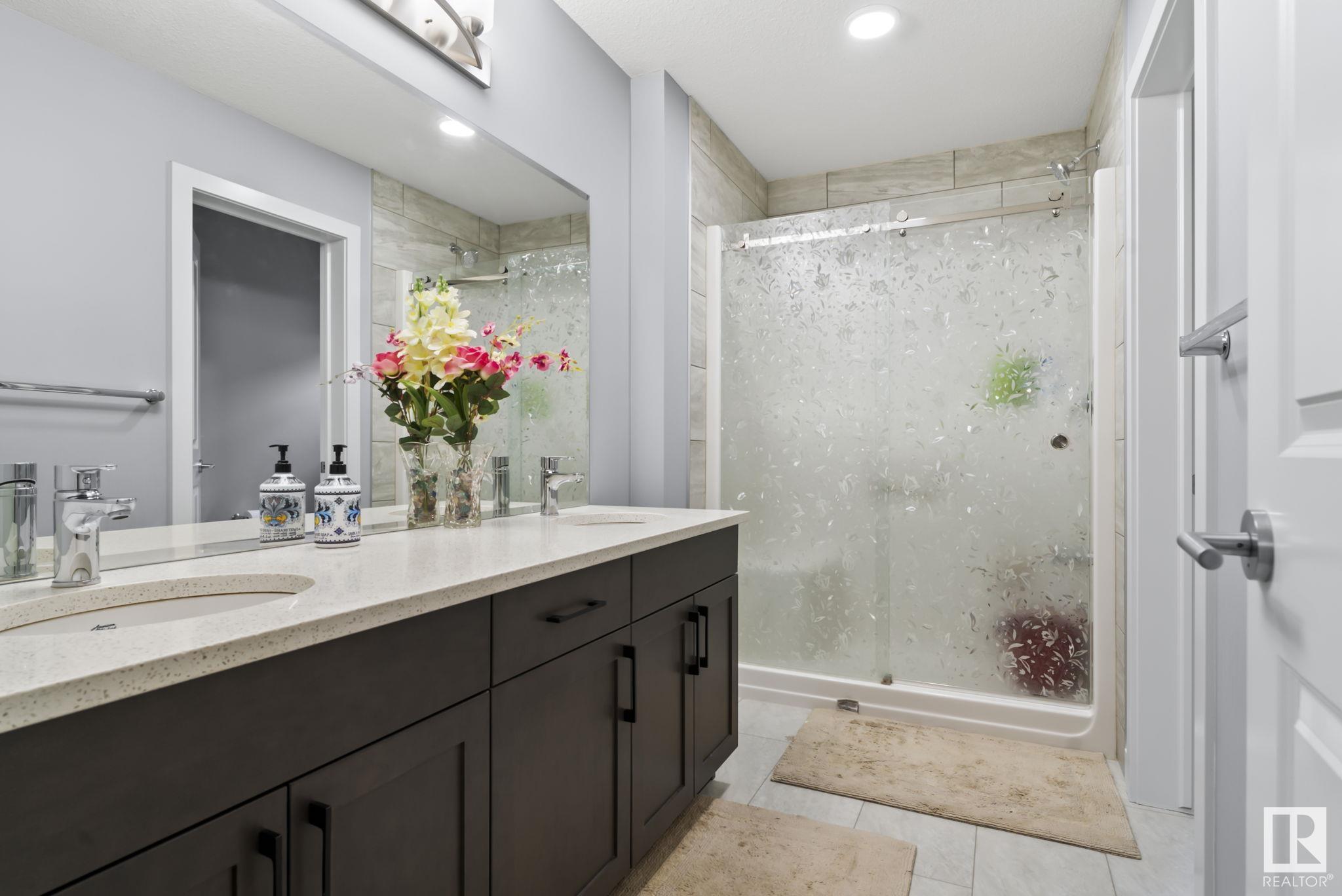      455 41 AV NW , Edmonton,  ,T6T 2G2 ;  Listing Number: MLS E4420481