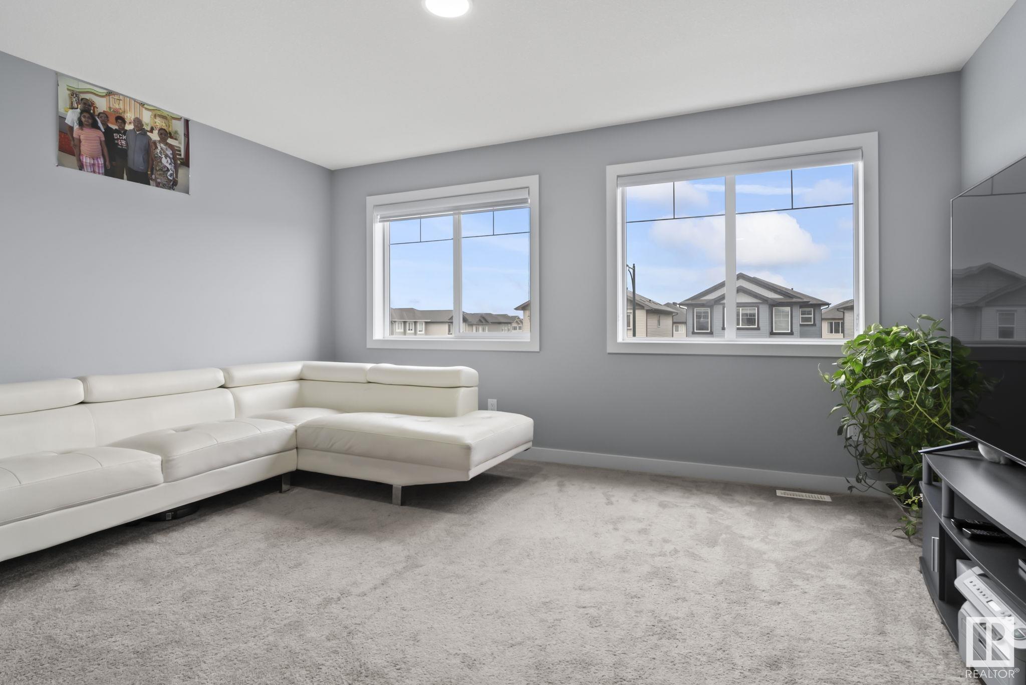      455 41 AV NW , Edmonton,  ,T6T 2G2 ;  Listing Number: MLS E4420481