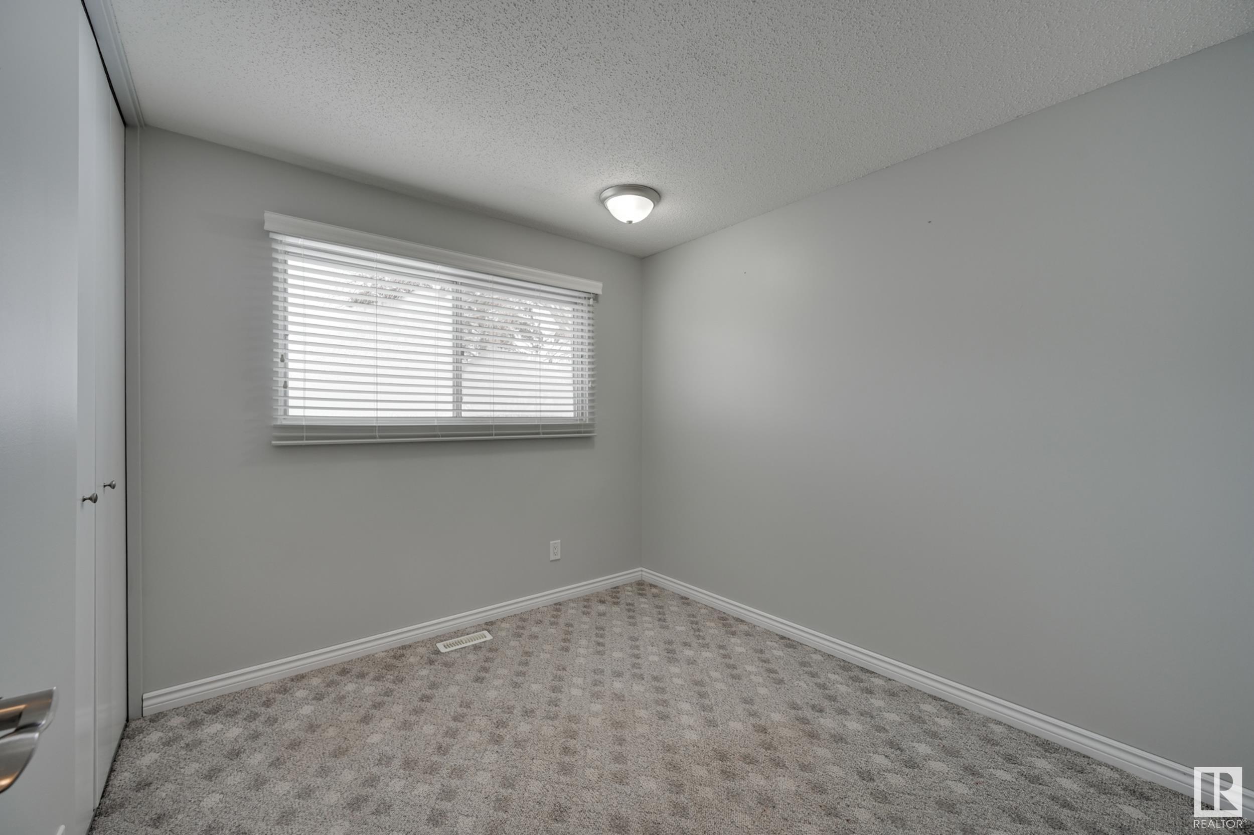      3660 73 ST NW , Edmonton,  ,T6K 0L7 ;  Listing Number: MLS E4420482