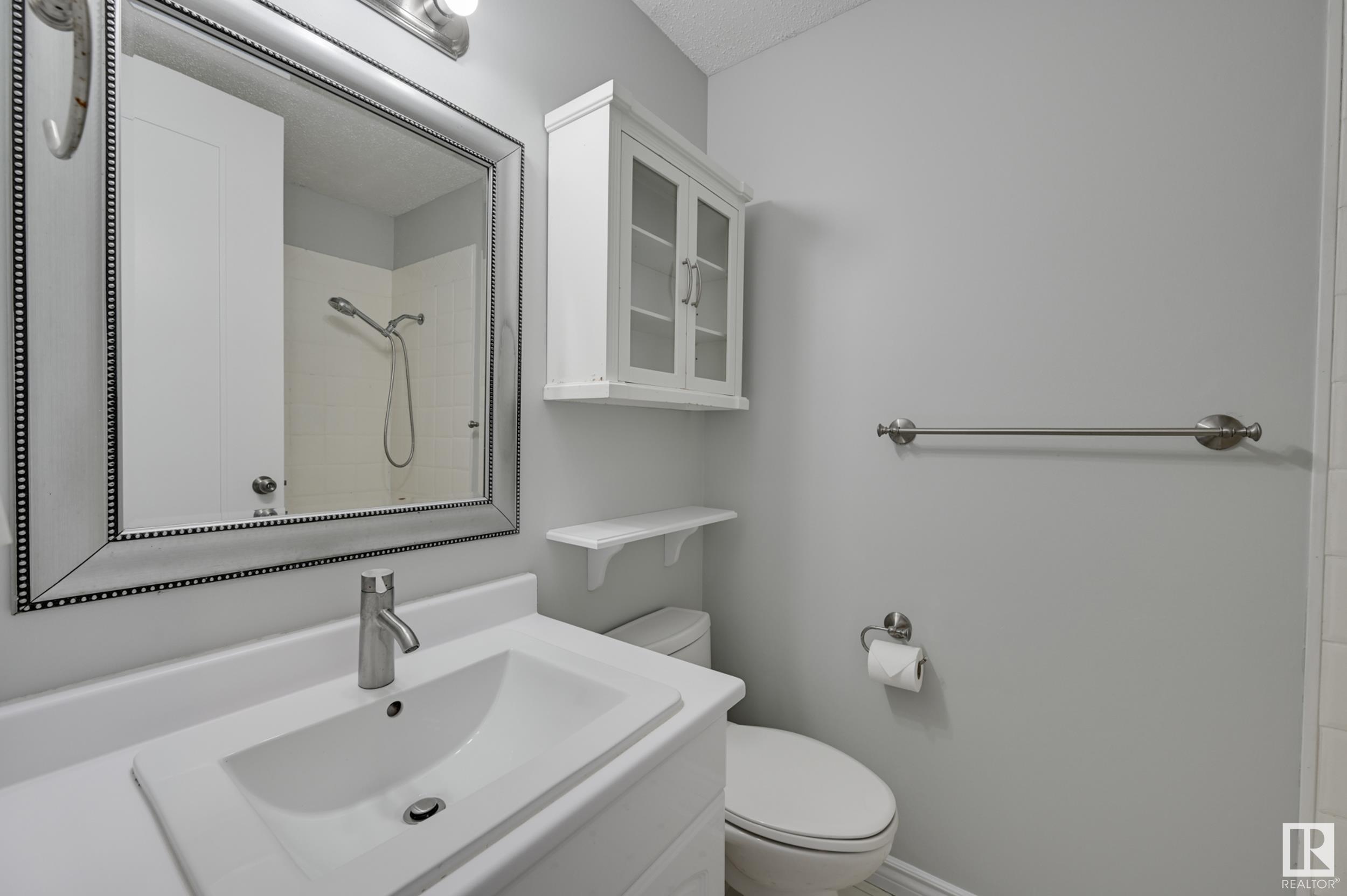      3660 73 ST NW , Edmonton,  ,T6K 0L7 ;  Listing Number: MLS E4420482