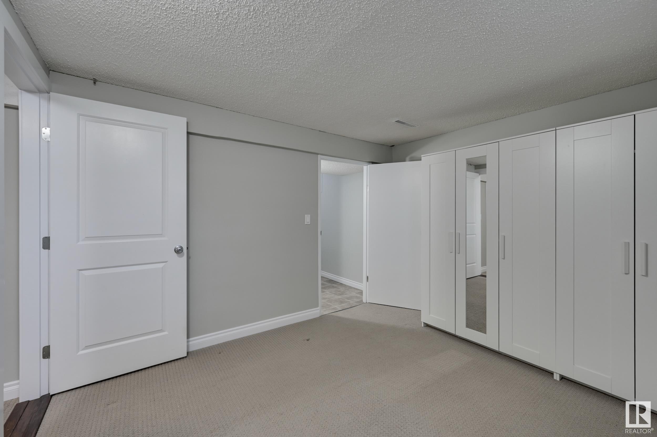      3660 73 ST NW , Edmonton,  ,T6K 0L7 ;  Listing Number: MLS E4420482