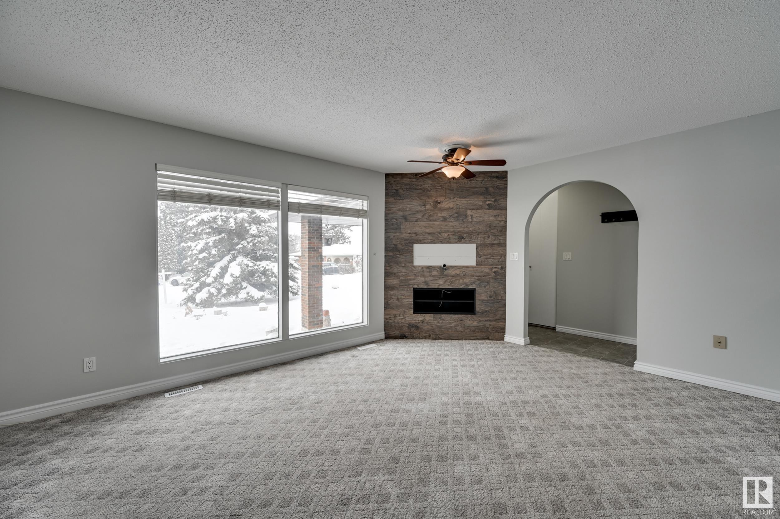      3660 73 ST NW , Edmonton,  ,T6K 0L7 ;  Listing Number: MLS E4420482