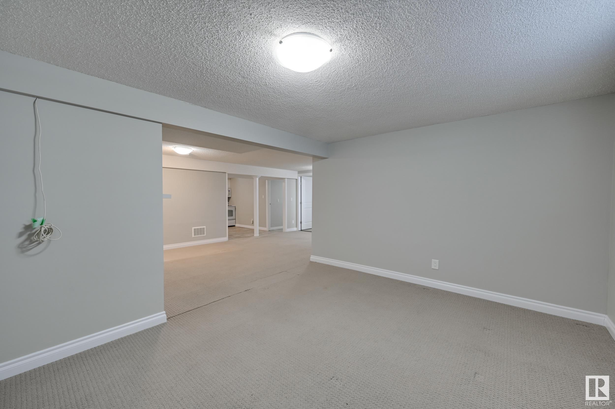      3660 73 ST NW , Edmonton,  ,T6K 0L7 ;  Listing Number: MLS E4420482