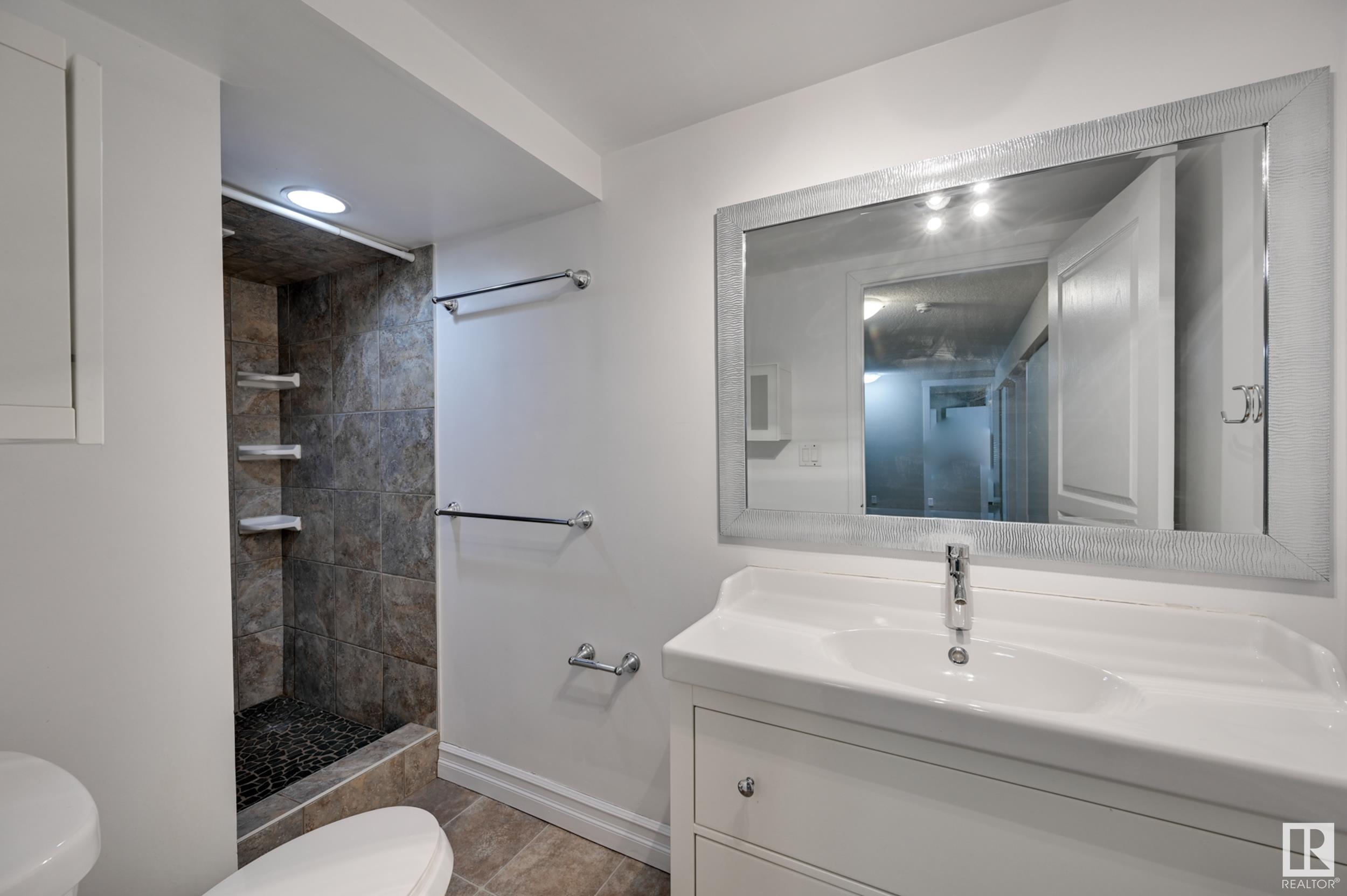      3660 73 ST NW , Edmonton,  ,T6K 0L7 ;  Listing Number: MLS E4420482