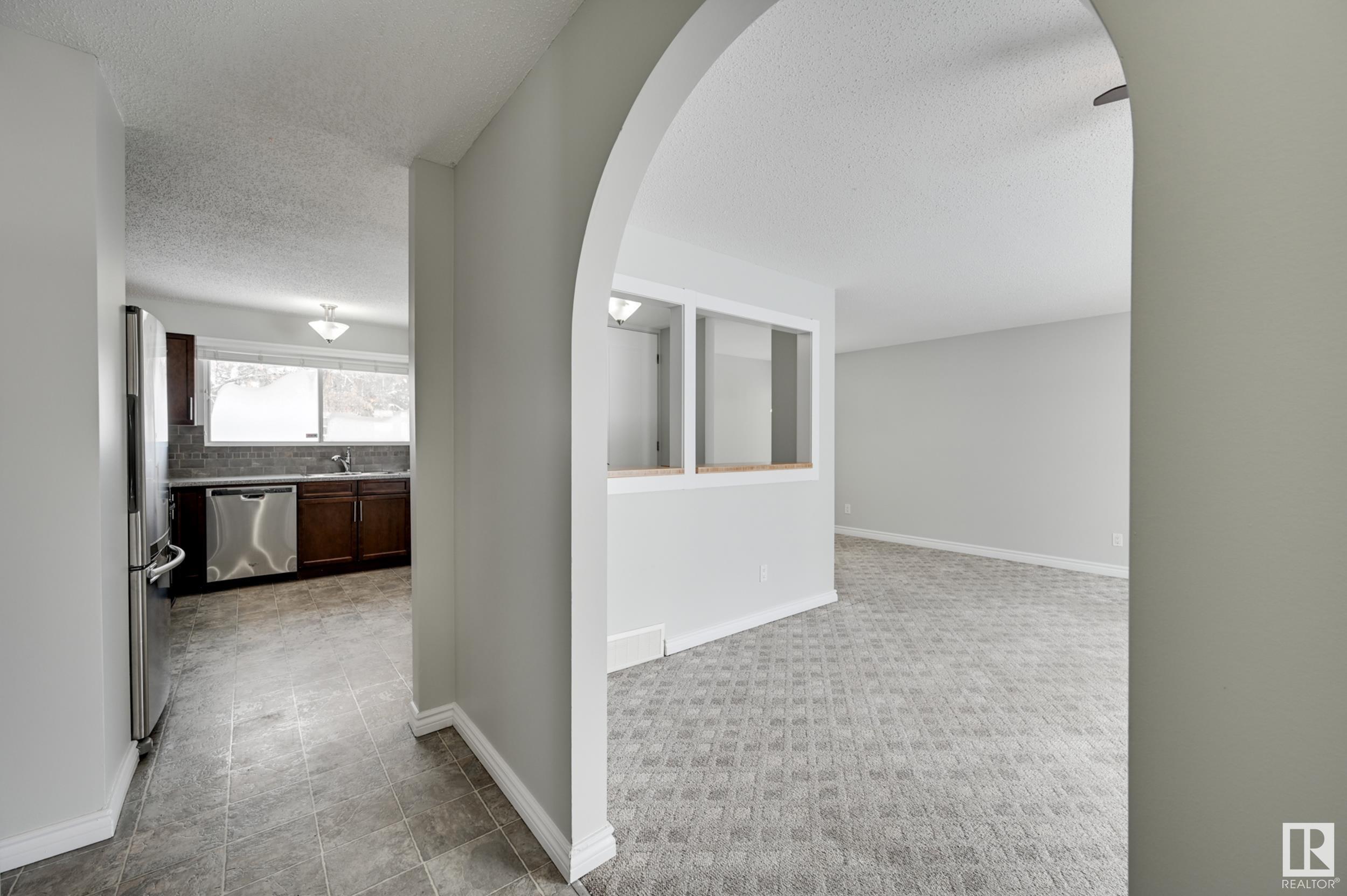      3660 73 ST NW , Edmonton,  ,T6K 0L7 ;  Listing Number: MLS E4420482