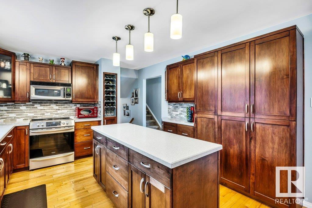      3 BEAUVISTA DR , Sherwood Park,  ,T8A 3M6 ;  Listing Number: MLS E4420483