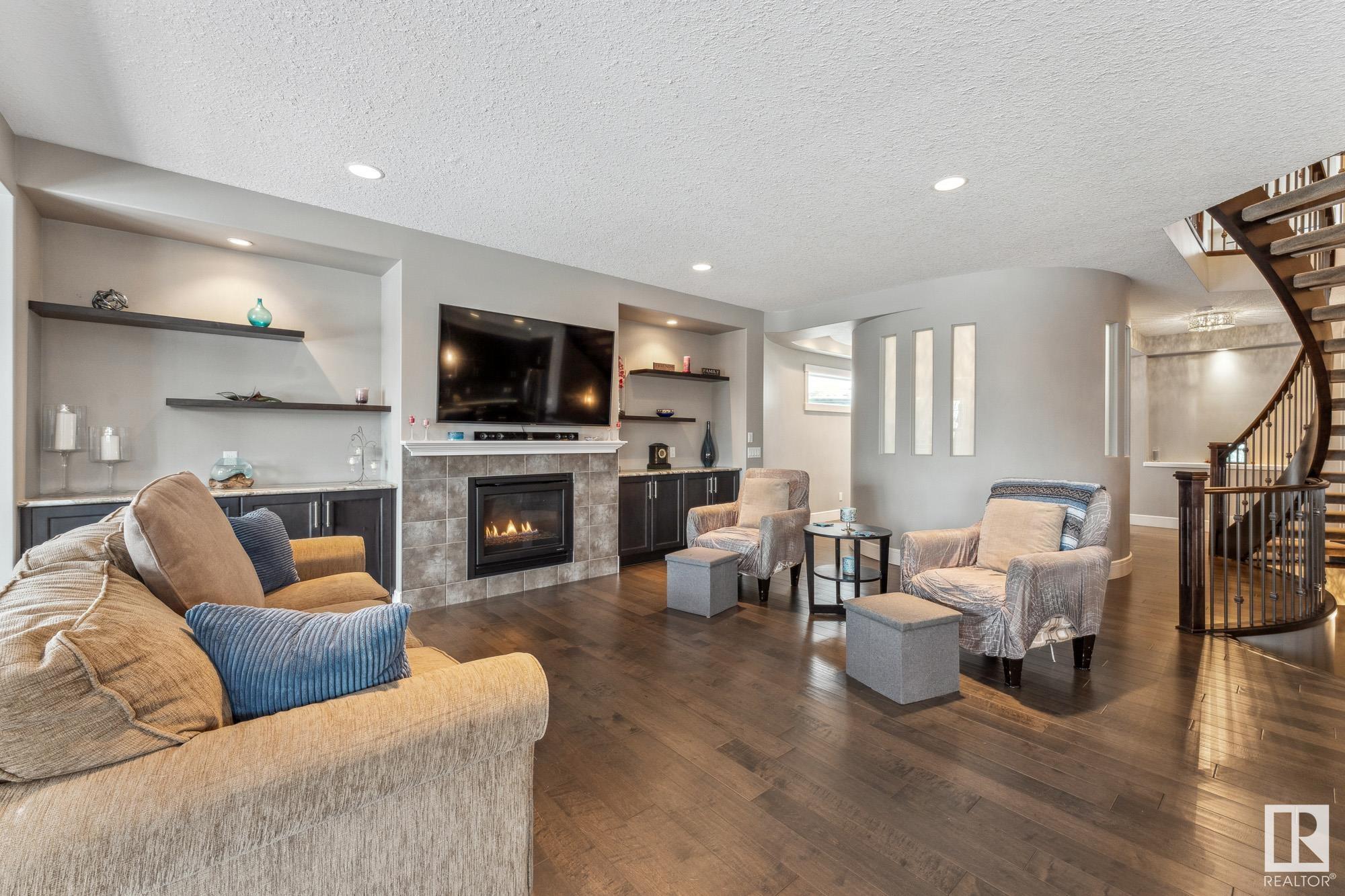      3651 8 ST NW , Edmonton,  ,T6T 0S4 ;  Listing Number: MLS E4420485