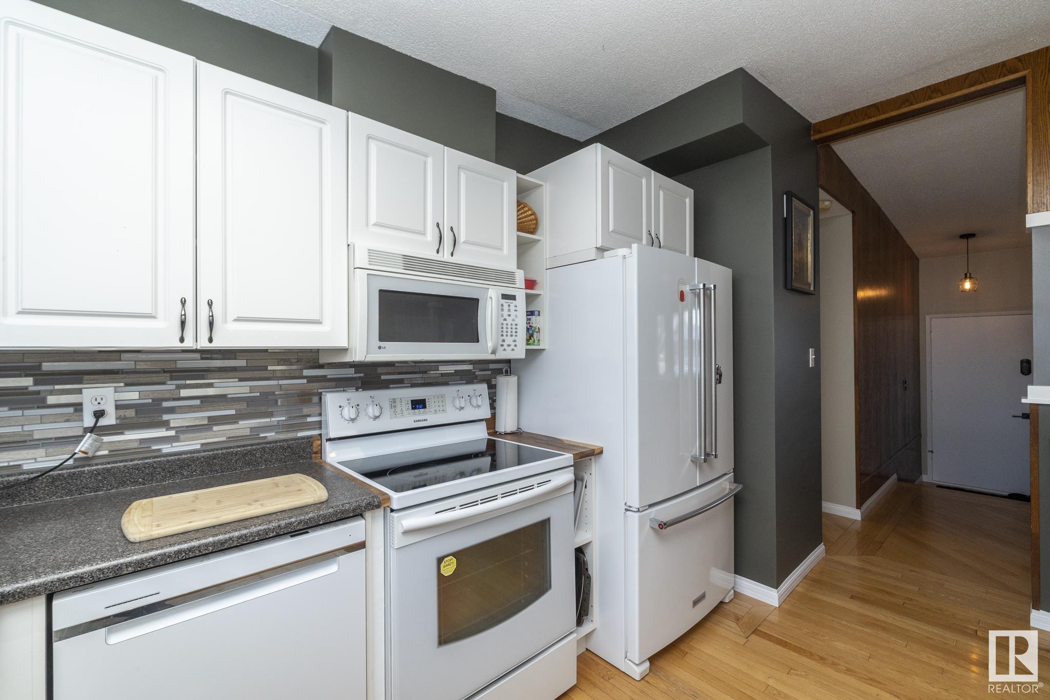      5204 43 AV , Leduc,  ,T9E 5A6 ;  Listing Number: MLS E4420490