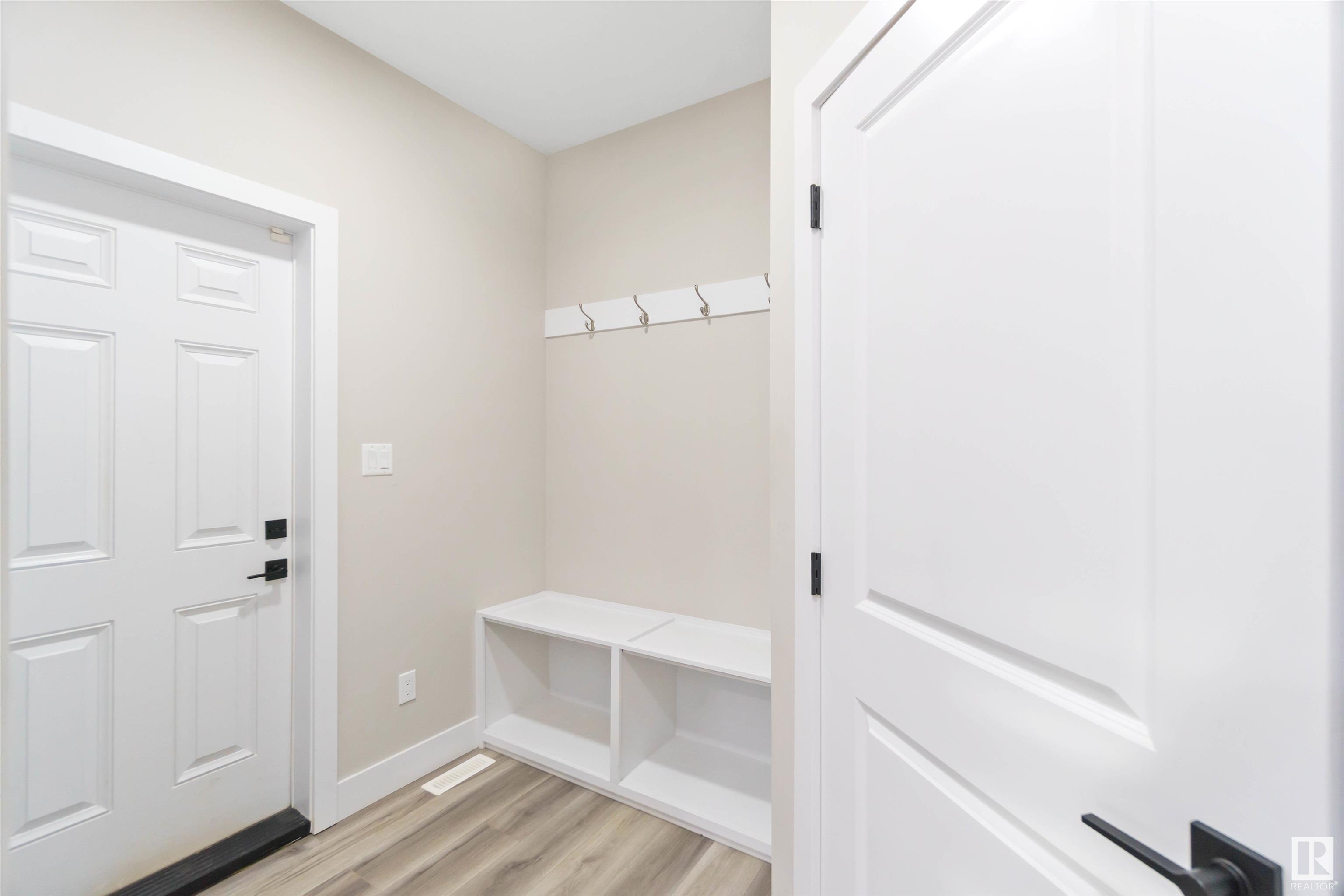      6012 173 AV NW NW , Edmonton,  ,T5Y 3W3 ;  Listing Number: MLS E4420493