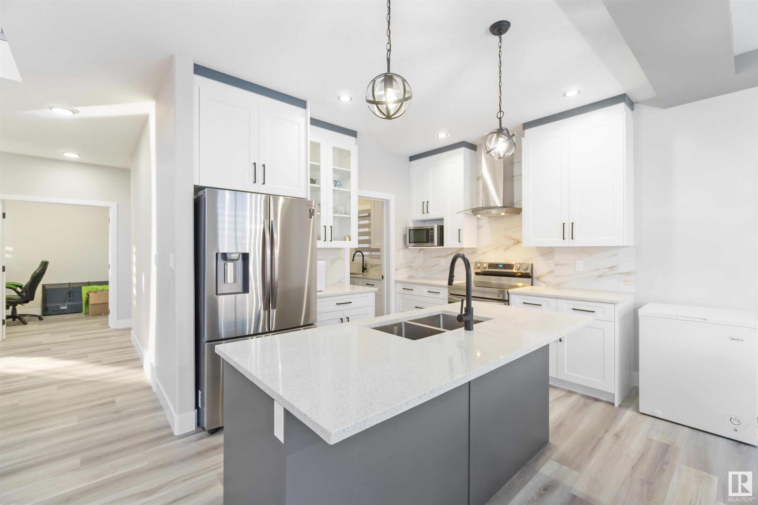      6012 173 AV NW NW , Edmonton,  ,T5Y 3W3 ;  Listing Number: MLS E4420493
