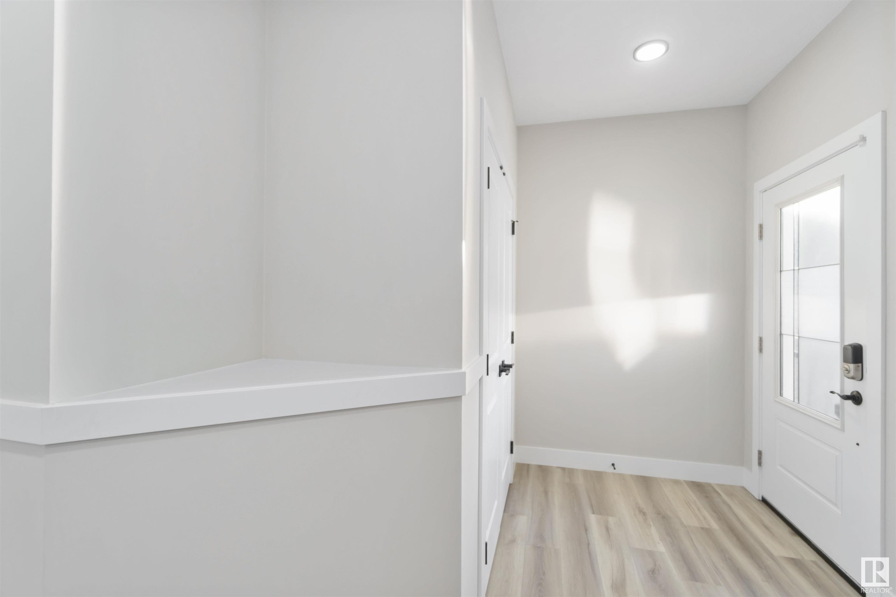      6012 173 AV NW NW , Edmonton,  ,T5Y 3W3 ;  Listing Number: MLS E4420493