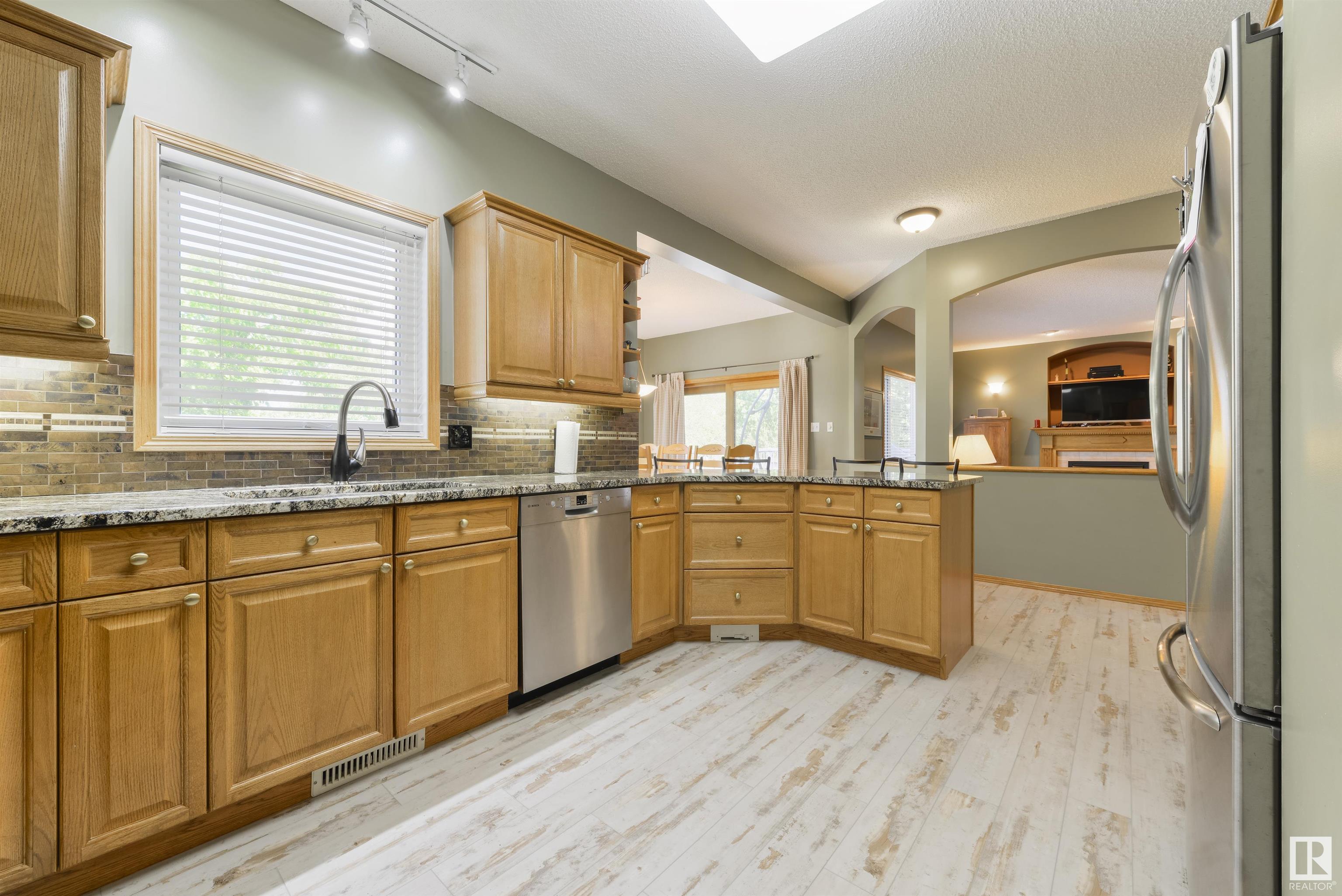      873 TWIN BROOKS CL NW , Edmonton,  ,T6J 7G6 ;  Listing Number: MLS E4420501