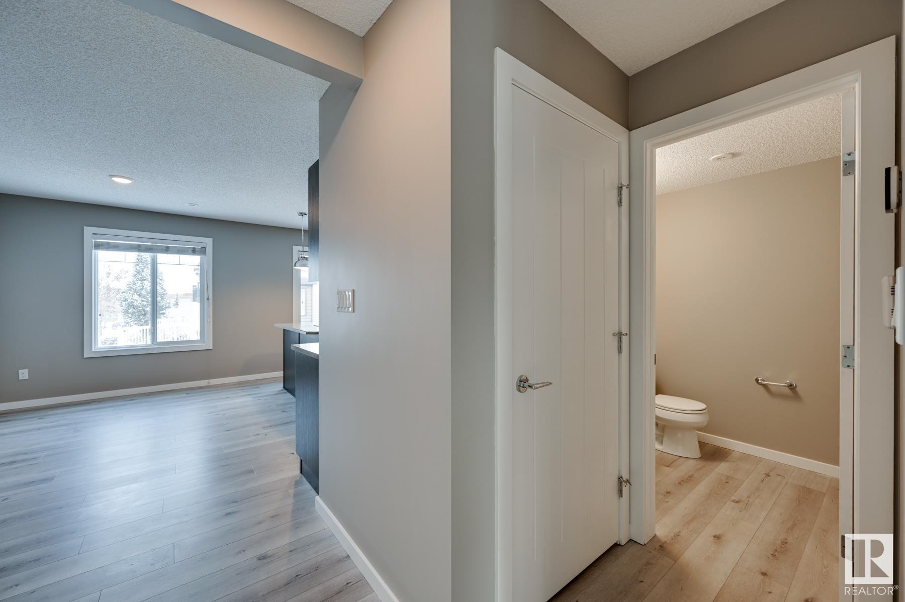      #4 2215 24 ST NW , Edmonton,  ,T6T 1A6 ;  Listing Number: MLS E4420502