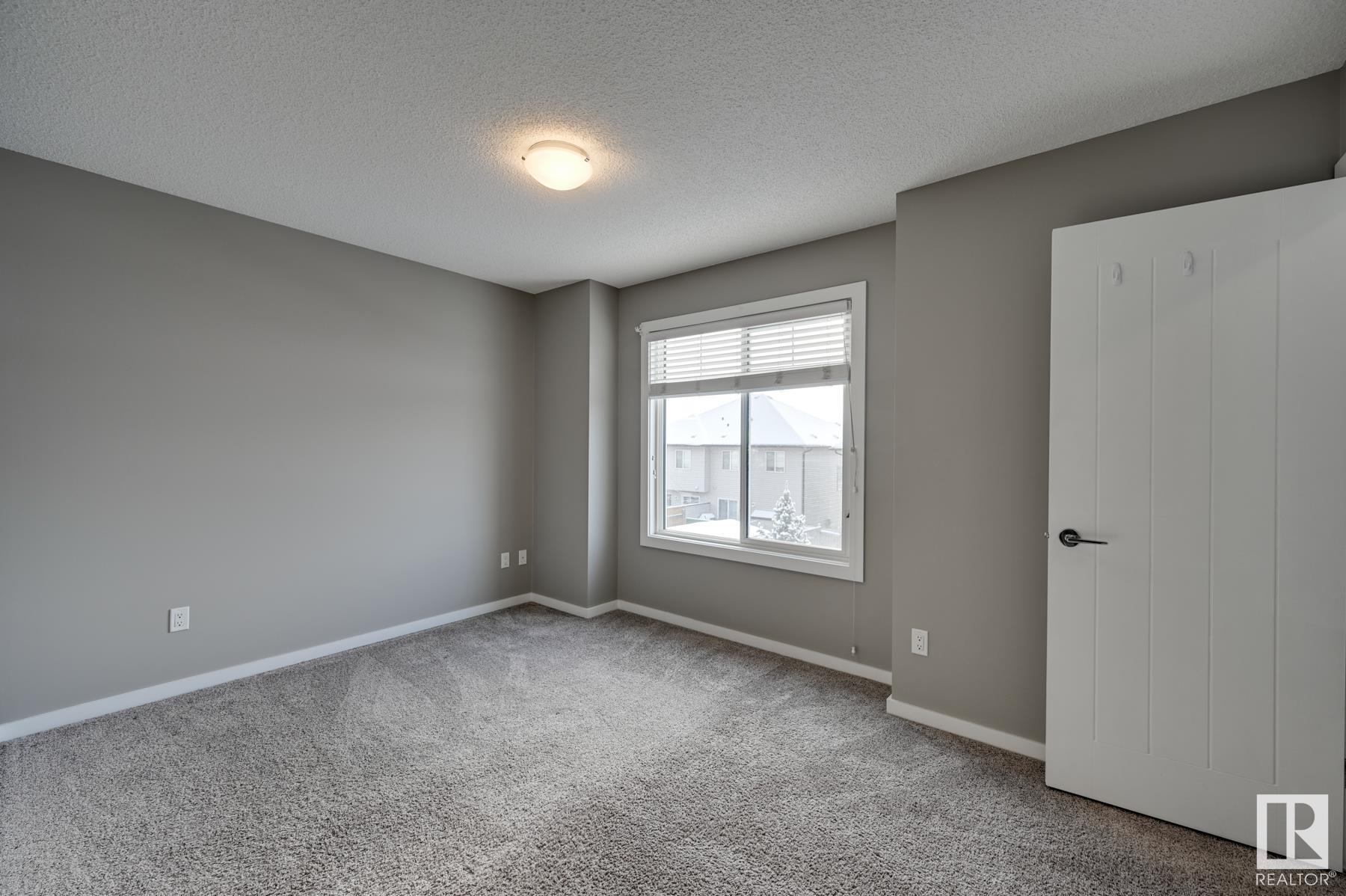      #4 2215 24 ST NW , Edmonton,  ,T6T 1A6 ;  Listing Number: MLS E4420502