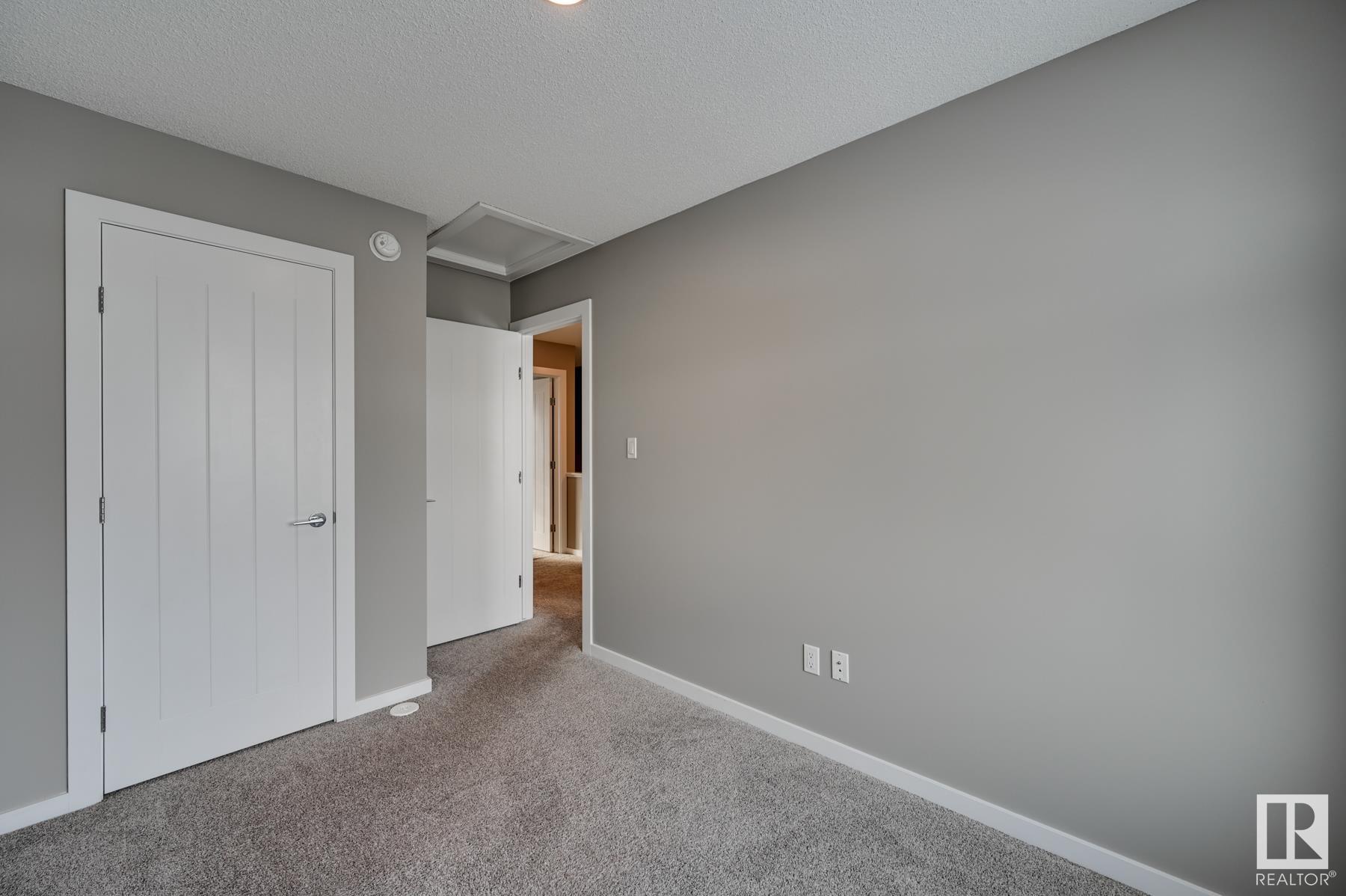      #4 2215 24 ST NW , Edmonton,  ,T6T 1A6 ;  Listing Number: MLS E4420502