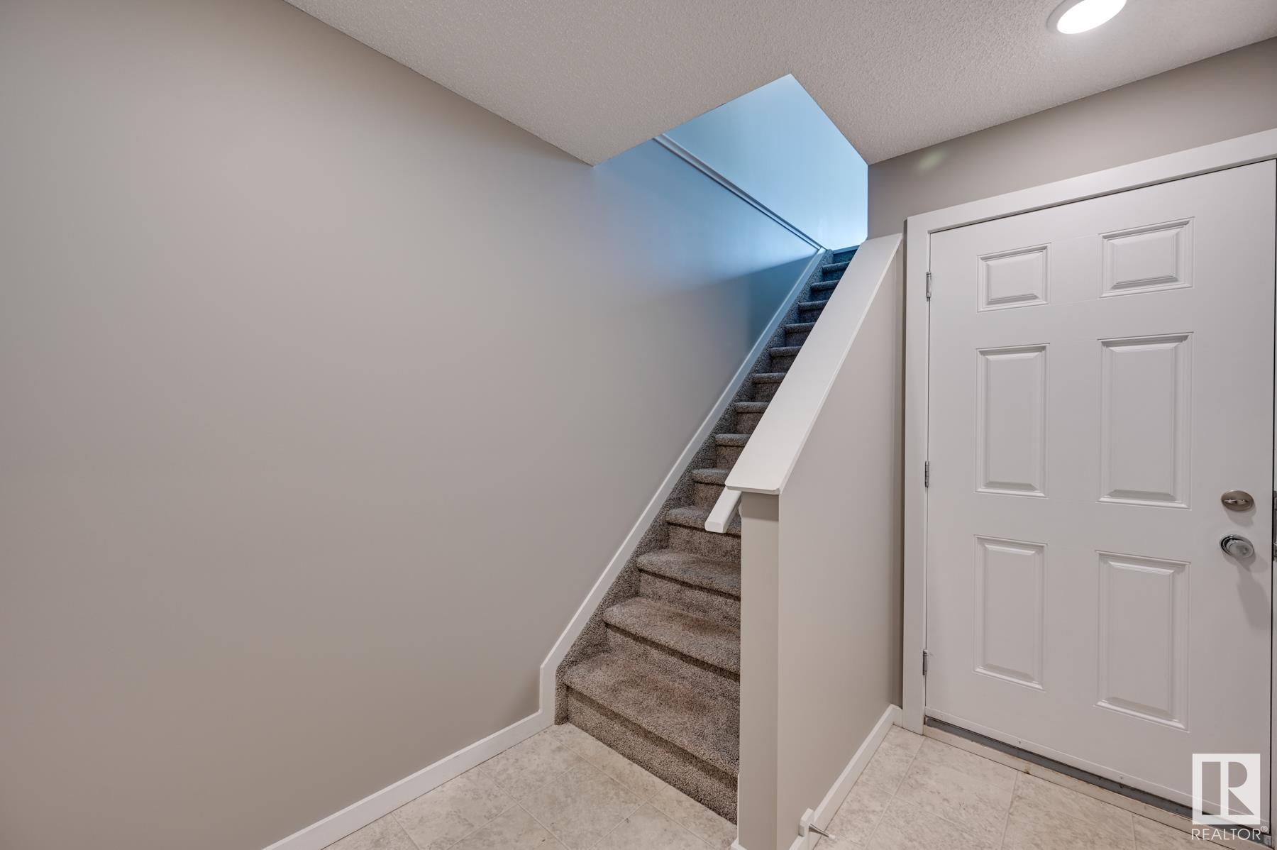      #4 2215 24 ST NW , Edmonton,  ,T6T 1A6 ;  Listing Number: MLS E4420502