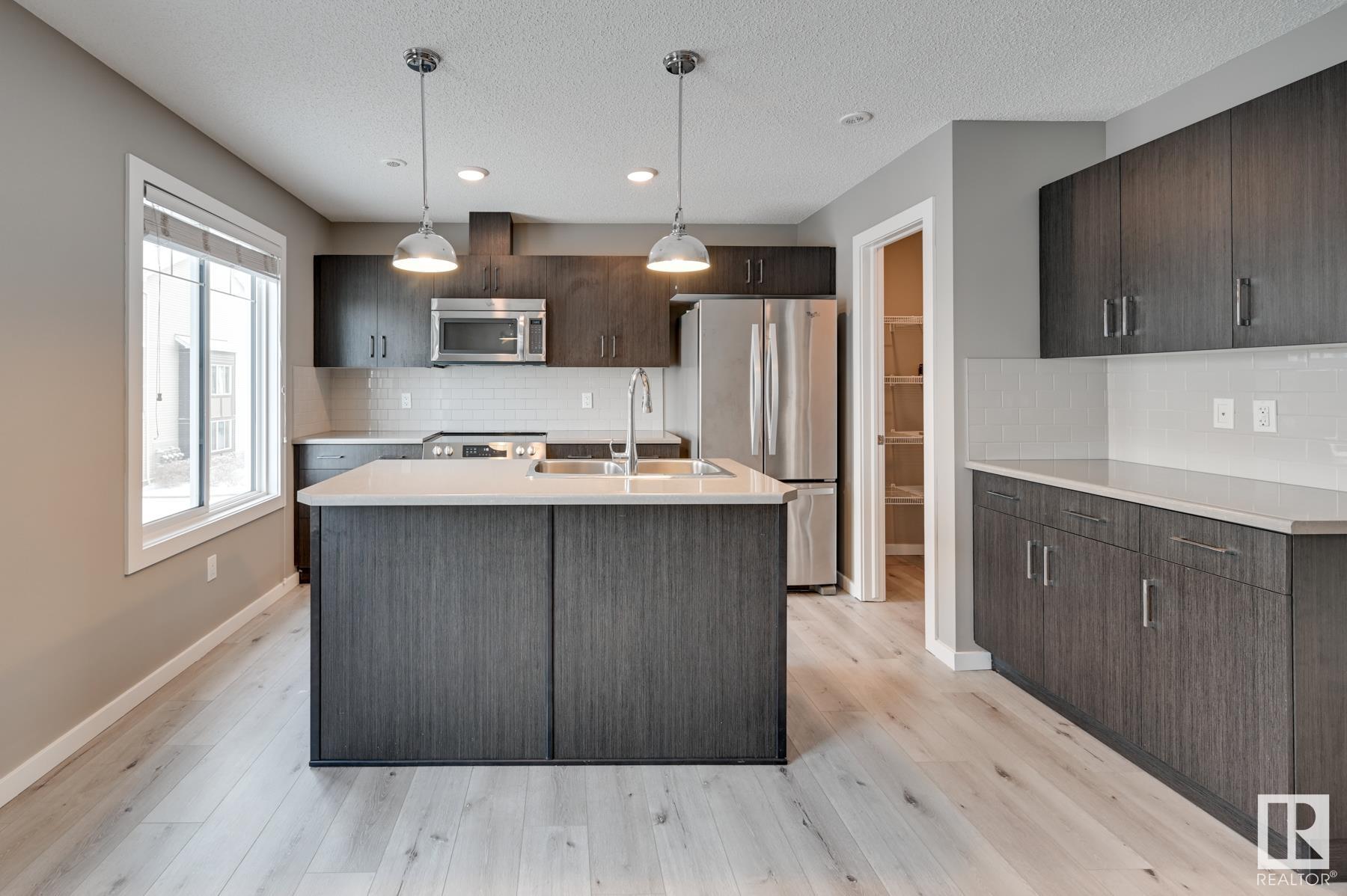      #4 2215 24 ST NW , Edmonton,  ,T6T 1A6 ;  Listing Number: MLS E4420502