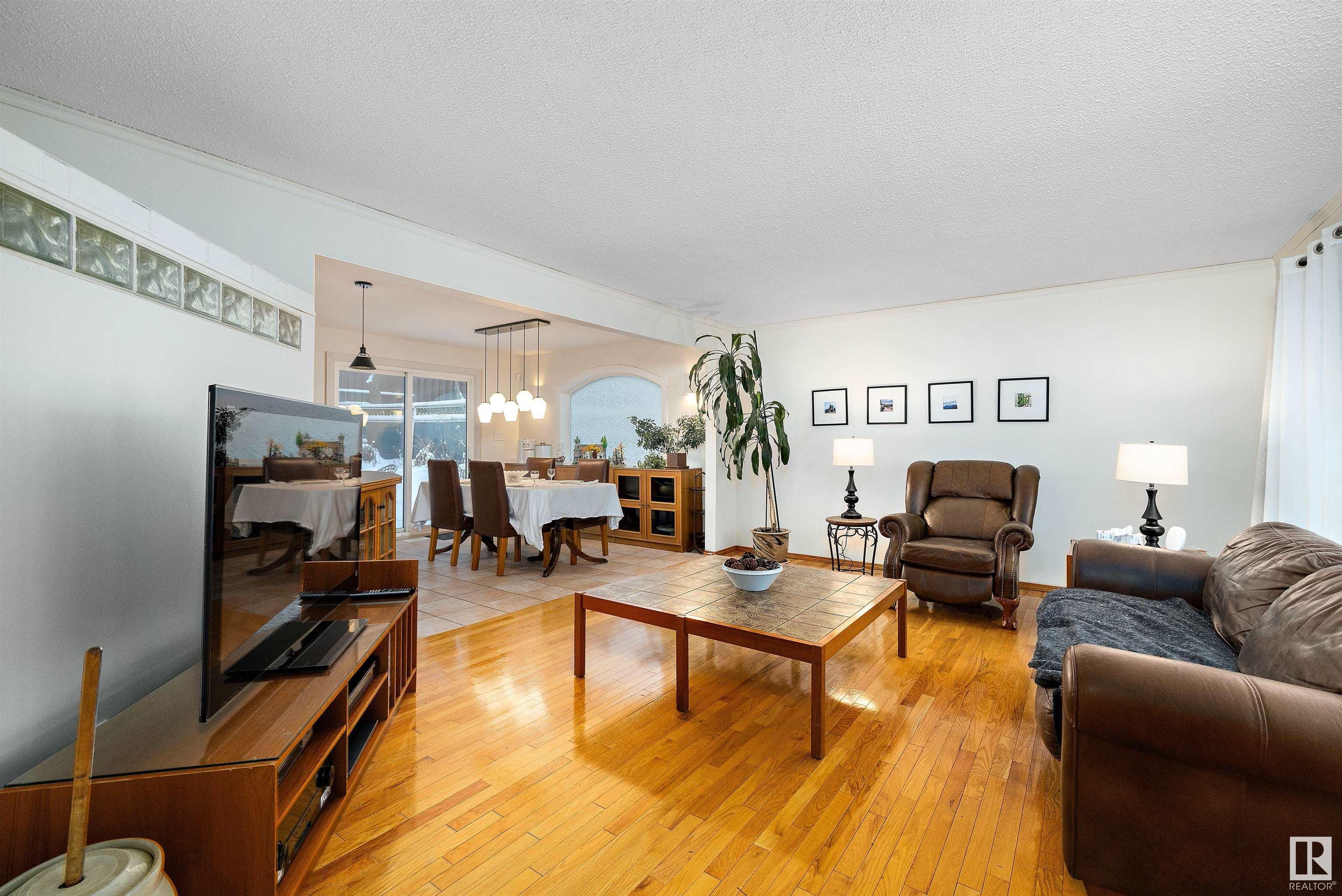      15107 54 AV NW , Edmonton,  ,T6H 4Z1 ;  Listing Number: MLS E4420504