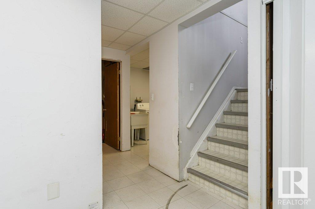      529 JELLETT WY NW , Edmonton,  ,T6L 6P9 ;  Listing Number: MLS E4420511