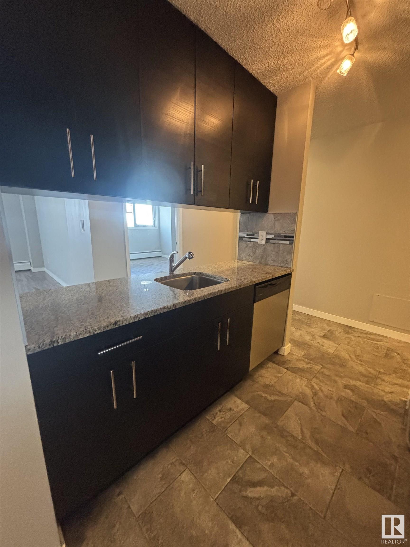      #801 10011 116 ST NW , Edmonton,  ,T5K 1B4 ;  Listing Number: MLS E4420514