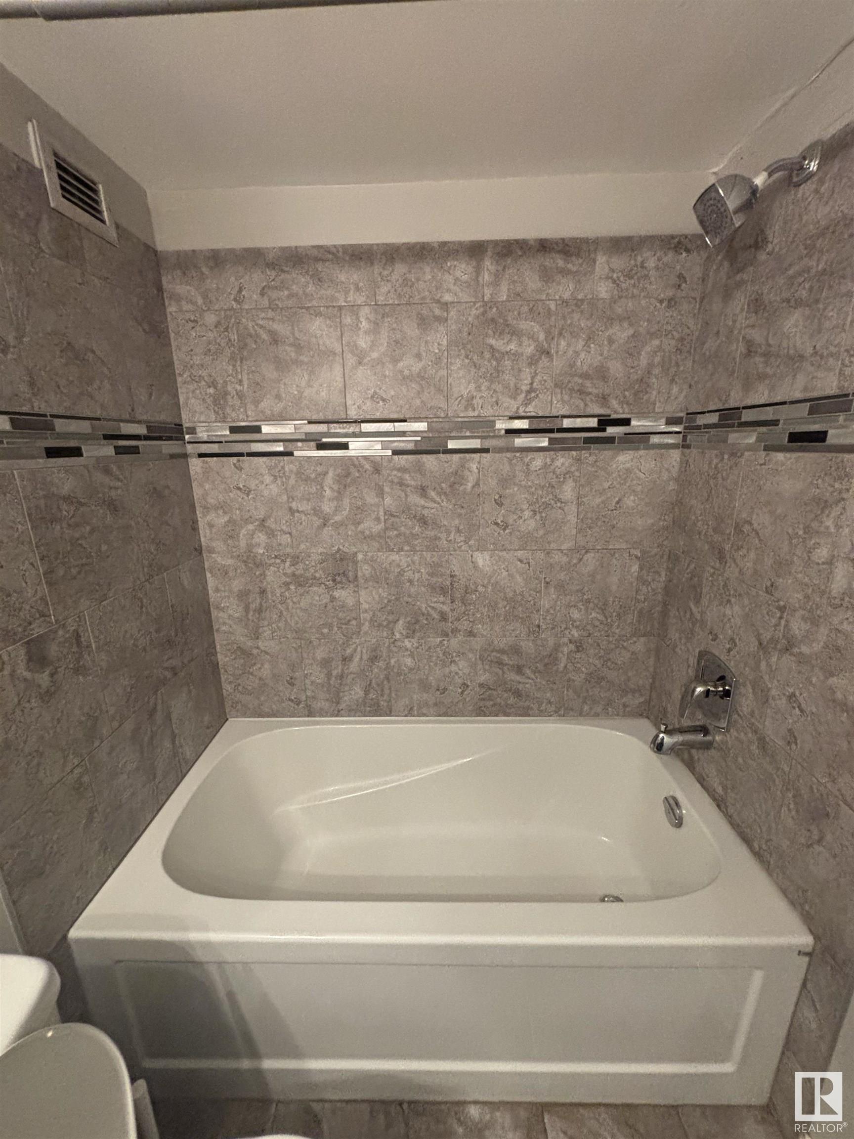      #801 10011 116 ST NW , Edmonton,  ,T5K 1B4 ;  Listing Number: MLS E4420514