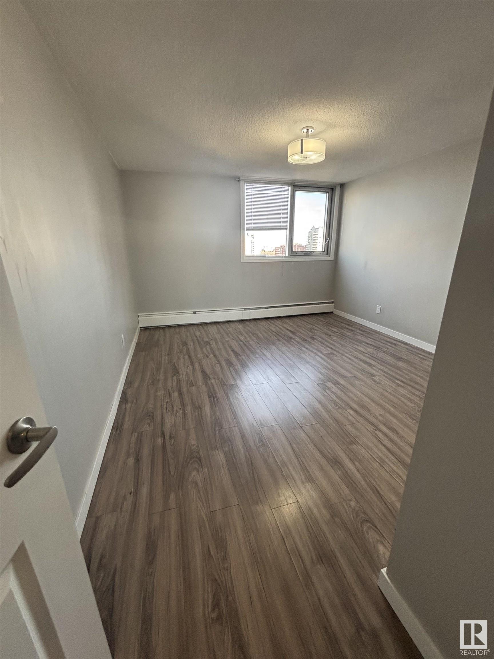      #801 10011 116 ST NW , Edmonton,  ,T5K 1B4 ;  Listing Number: MLS E4420514