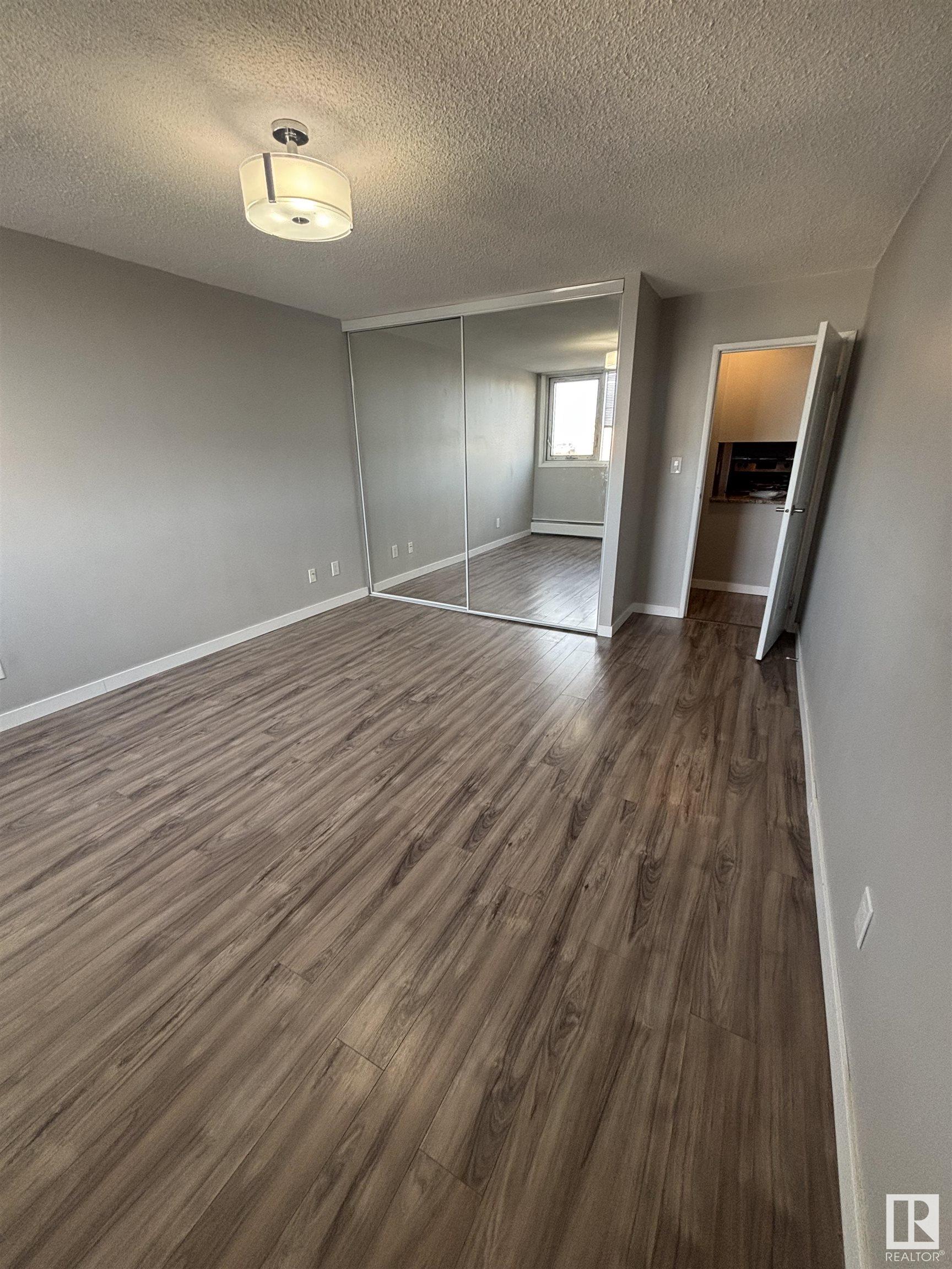      #801 10011 116 ST NW , Edmonton,  ,T5K 1B4 ;  Listing Number: MLS E4420514