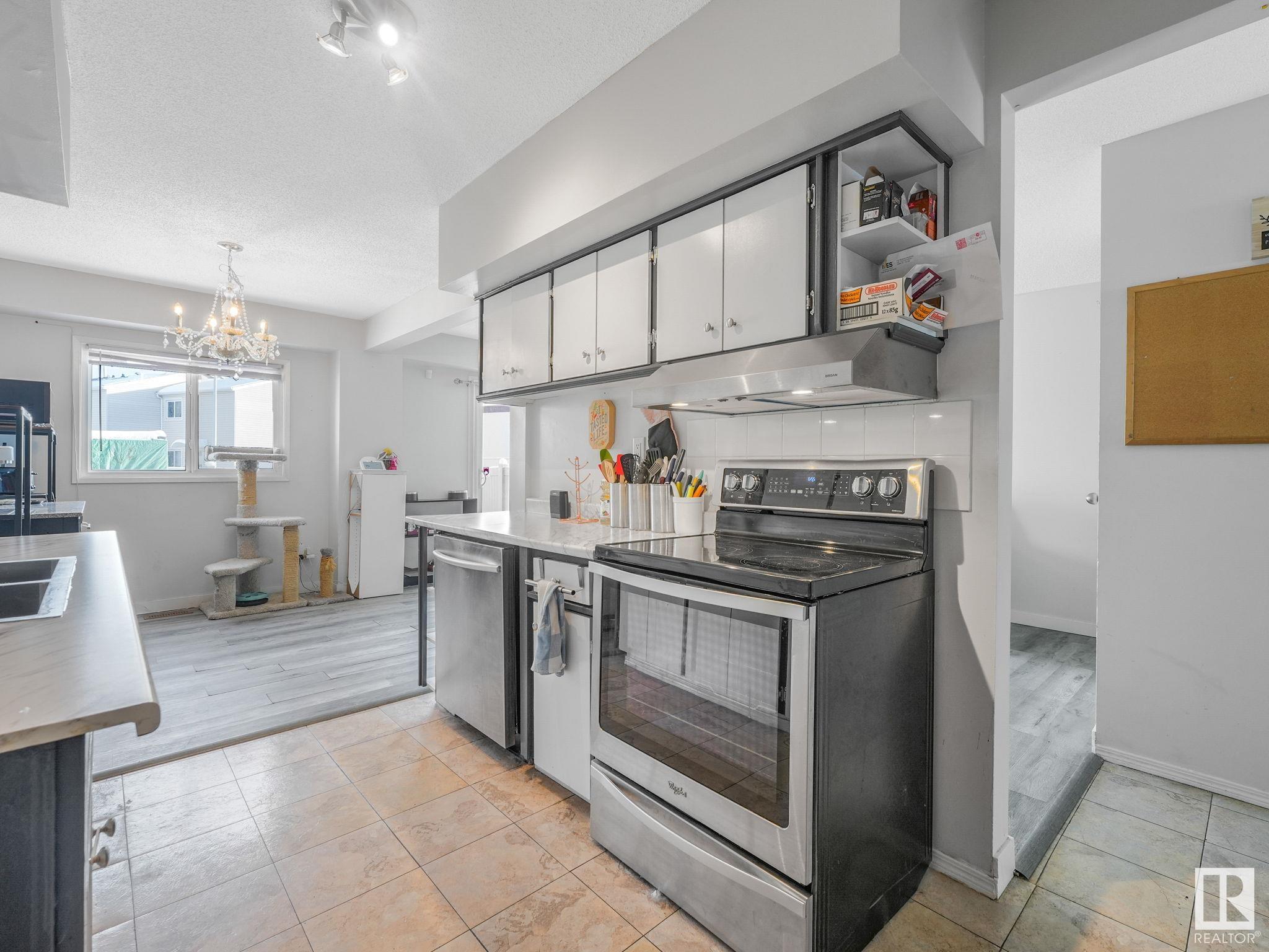      126 CENTENNIAL CO NW , Edmonton,  ,T5P 4H5 ;  Listing Number: MLS E4420515