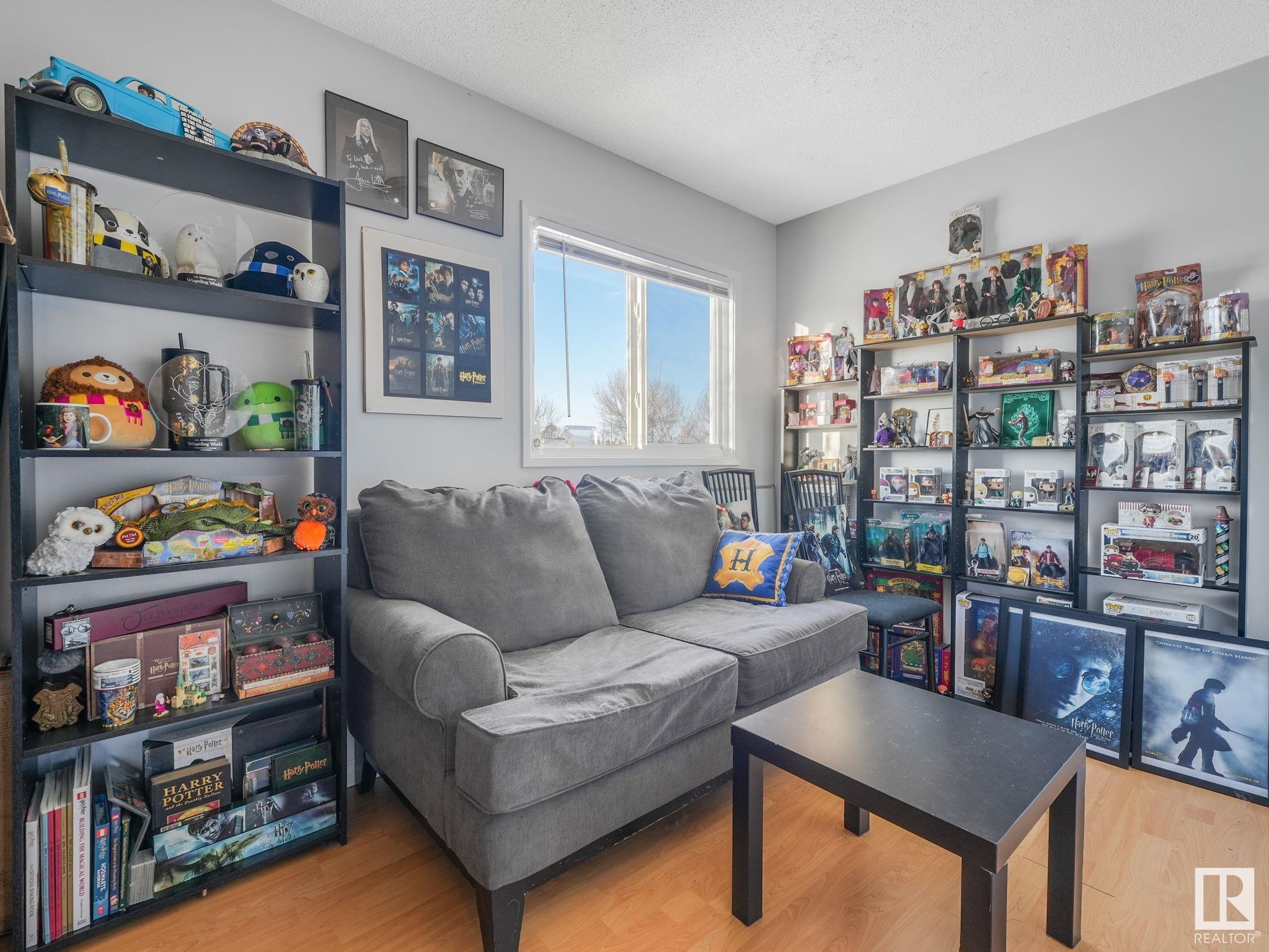      126 CENTENNIAL CO NW , Edmonton,  ,T5P 4H5 ;  Listing Number: MLS E4420515