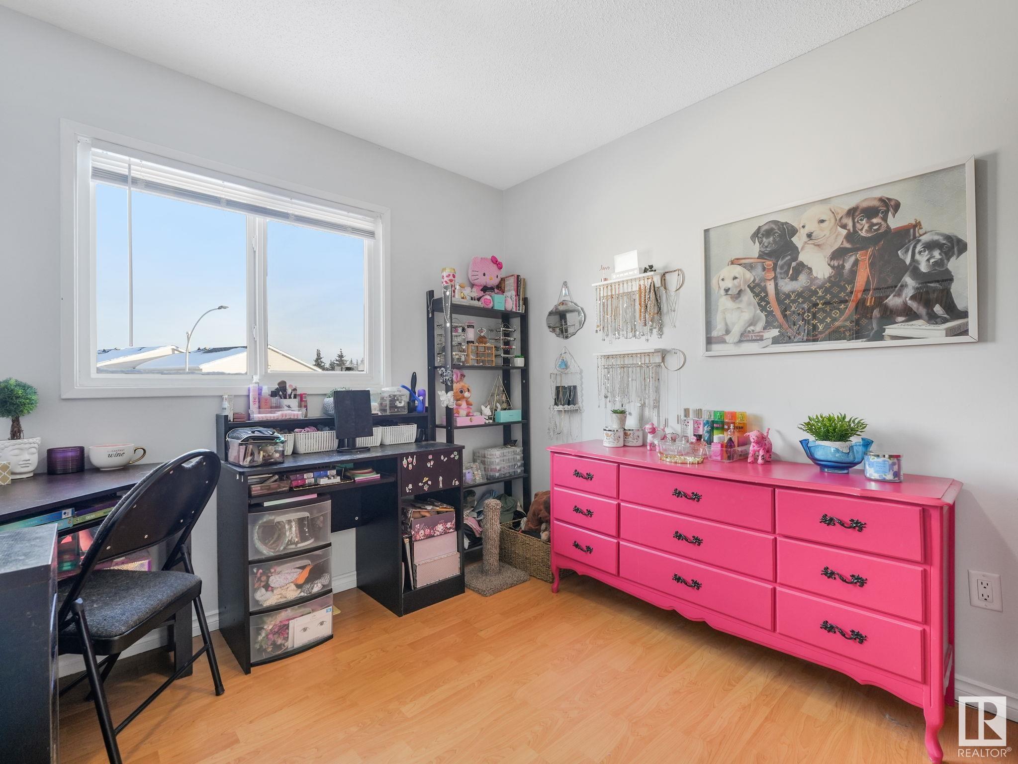      126 CENTENNIAL CO NW , Edmonton,  ,T5P 4H5 ;  Listing Number: MLS E4420515