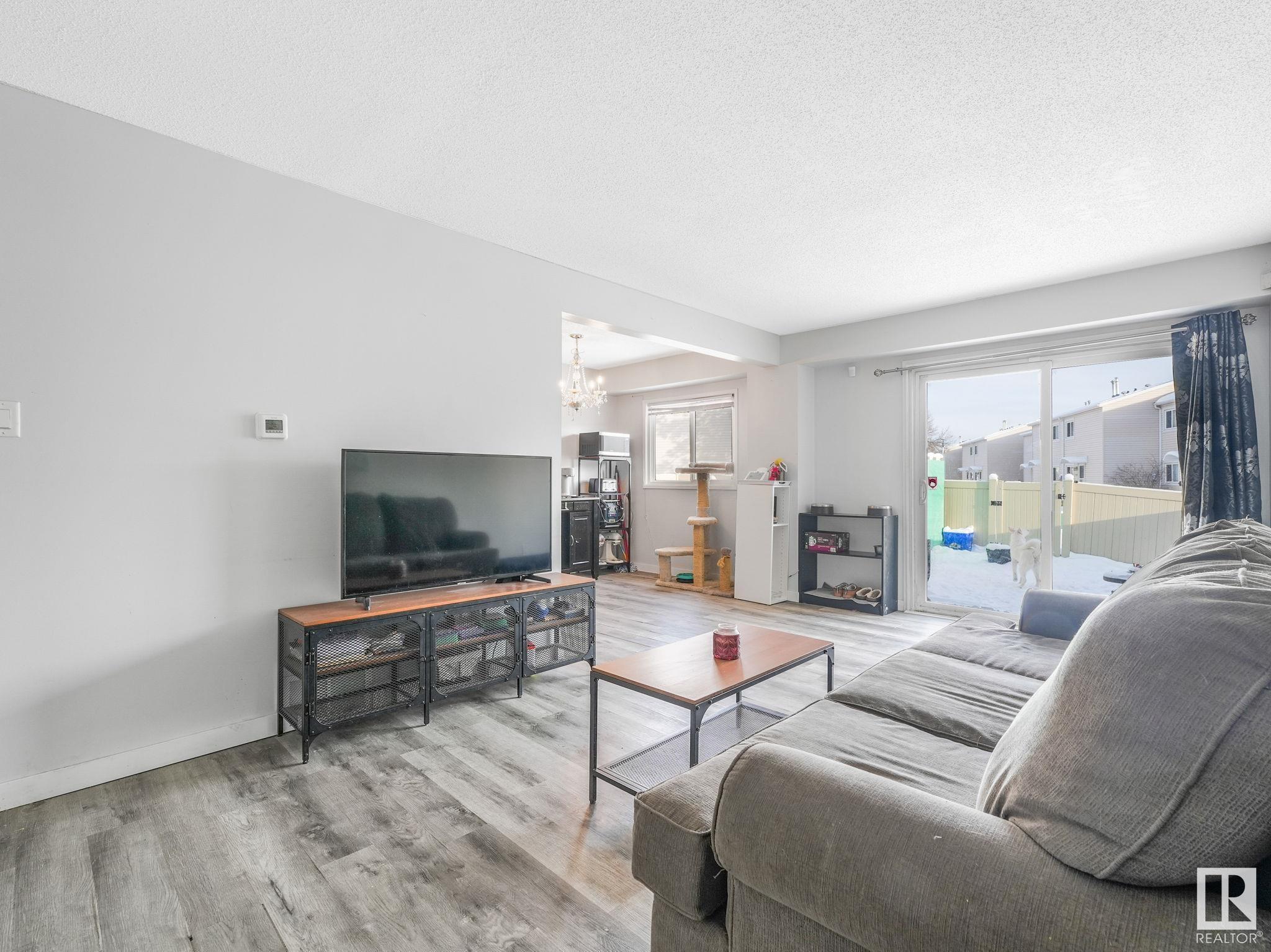      126 CENTENNIAL CO NW , Edmonton,  ,T5P 4H5 ;  Listing Number: MLS E4420515