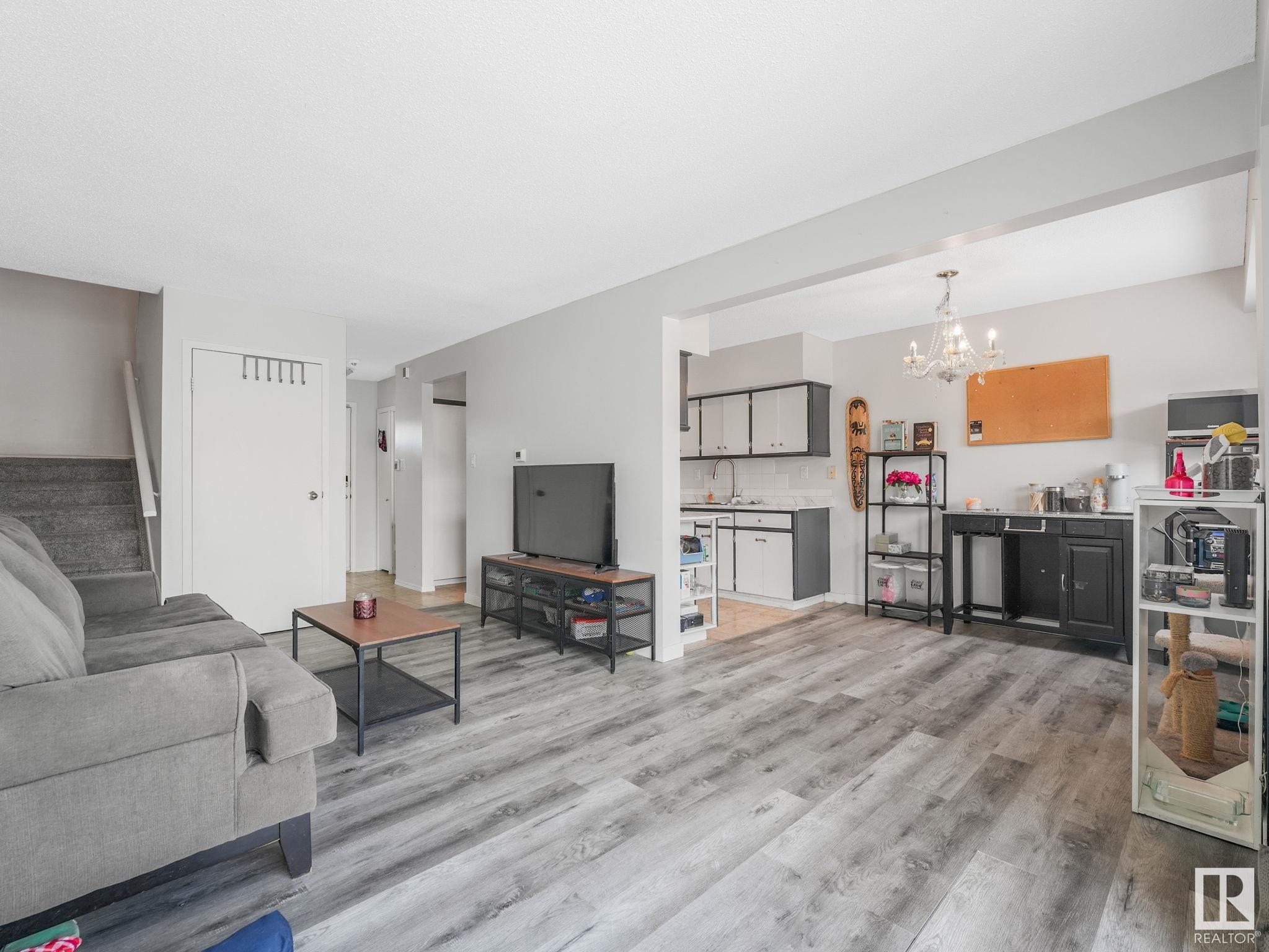      126 CENTENNIAL CO NW , Edmonton,  ,T5P 4H5 ;  Listing Number: MLS E4420515