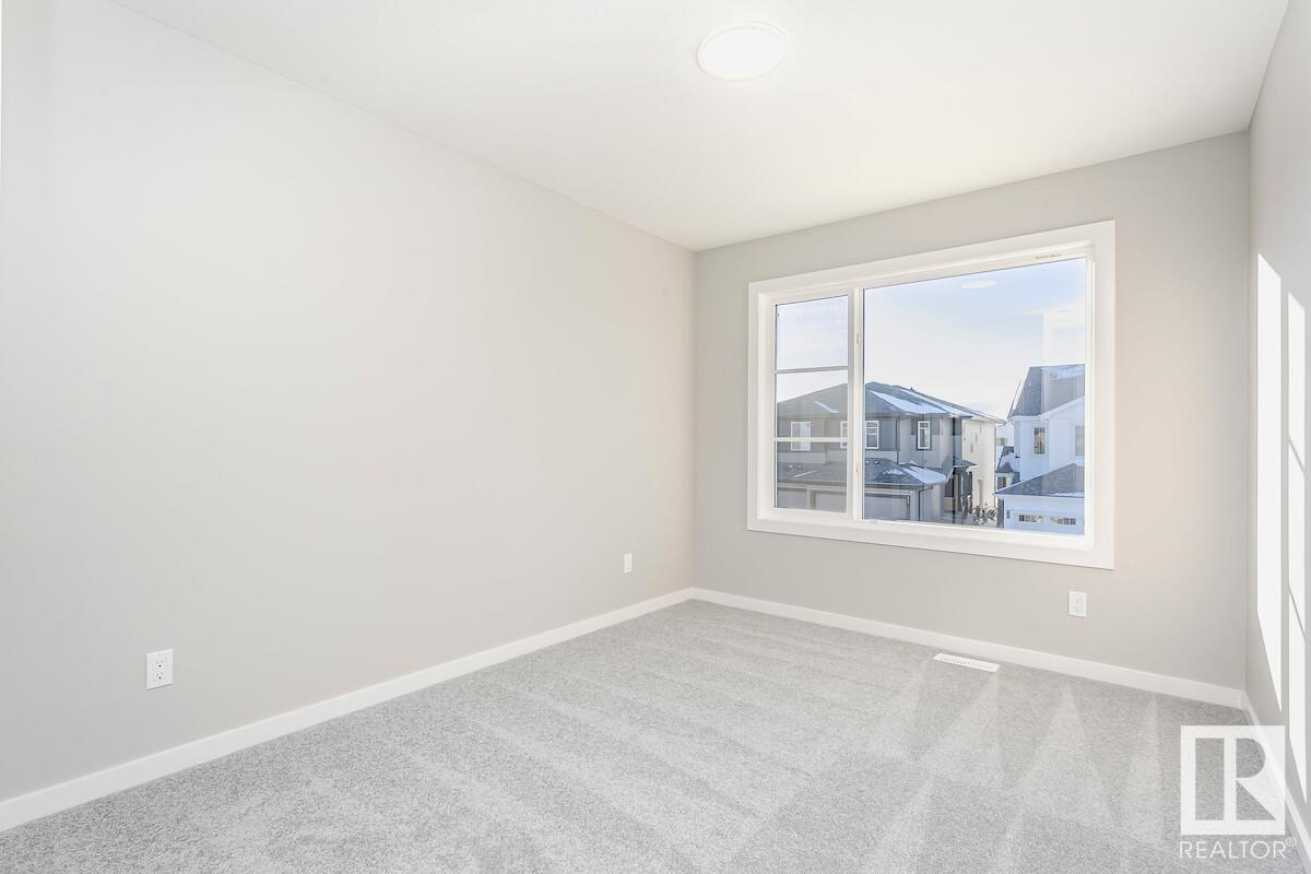      7252 182 AV NW , Edmonton,  ,T5Z 0J1 ;  Listing Number: MLS E4420517