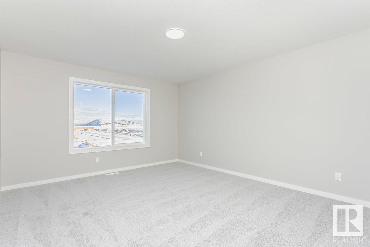      7252 182 AV NW , Edmonton,  ,T5Z 0J1 ;  Listing Number: MLS E4420517
