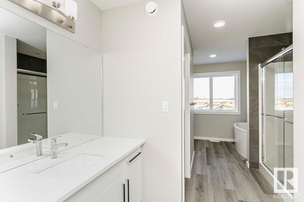      7252 182 AV NW , Edmonton,  ,T5Z 0J1 ;  Listing Number: MLS E4420517