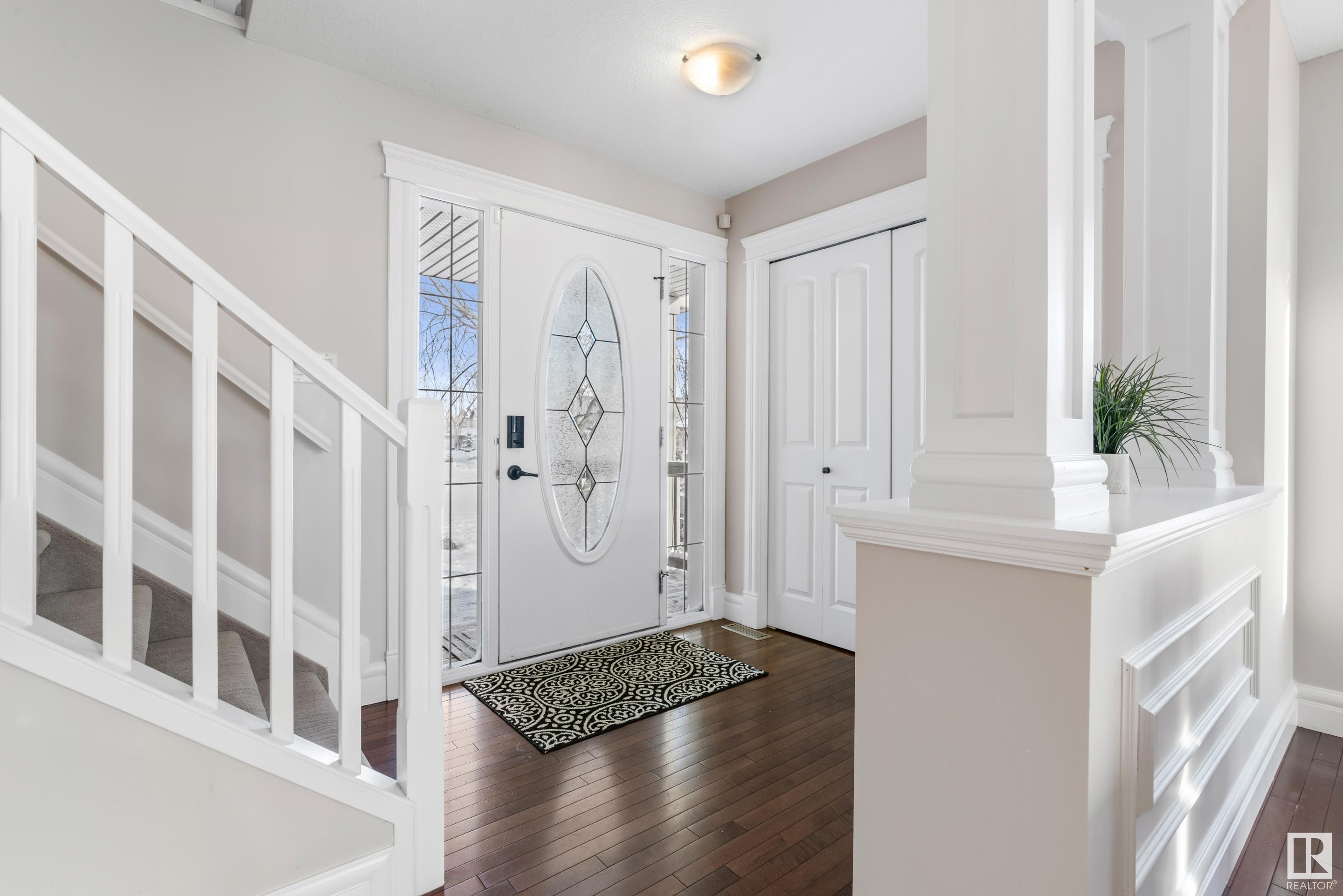      20103 47 AV NW , Edmonton,  ,T6M 2X9 ;  Listing Number: MLS E4420520