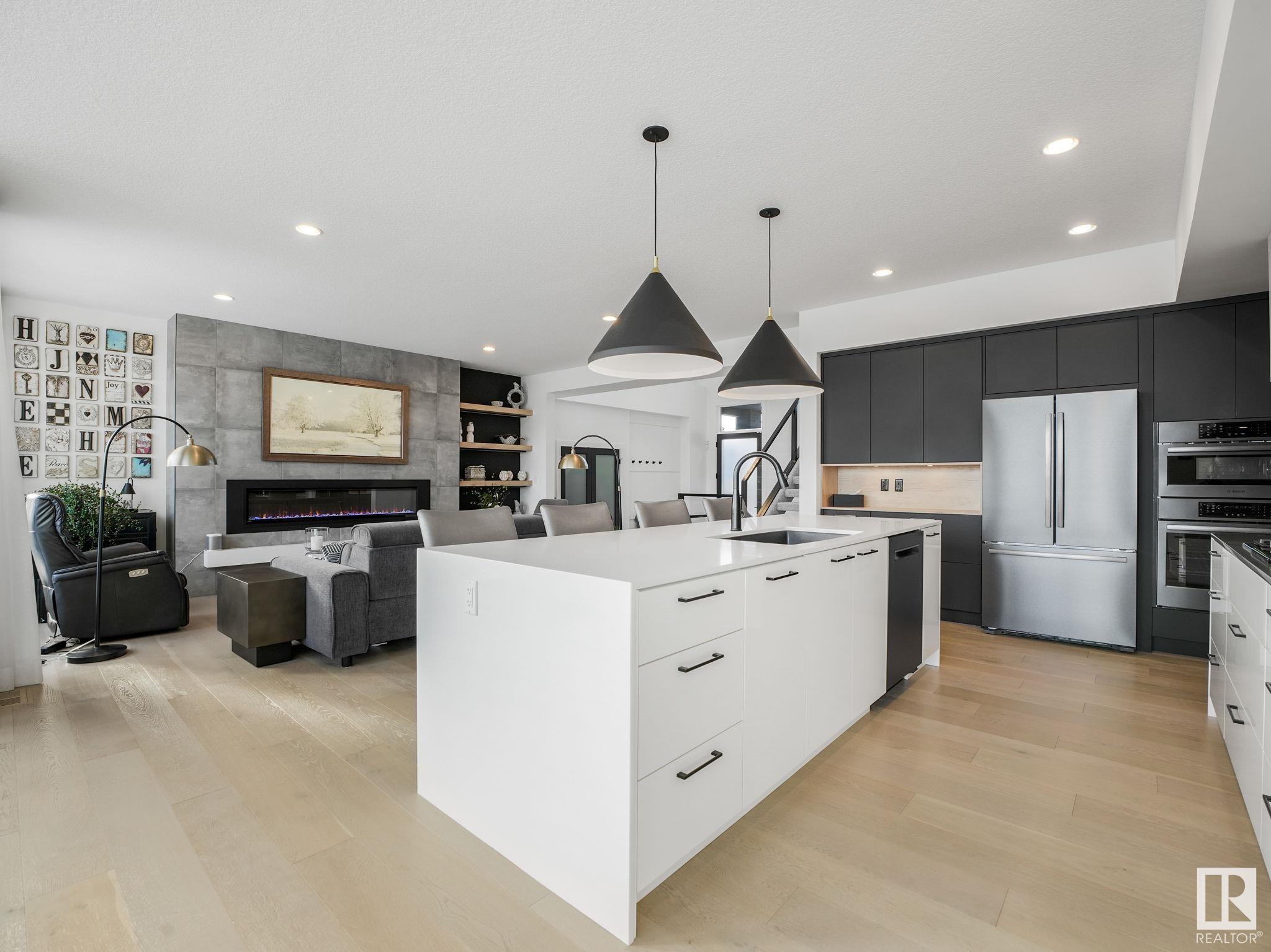     6609 KNOX PL SW , Edmonton,  ,T6W 1A5 ;  Listing Number: MLS E4420523