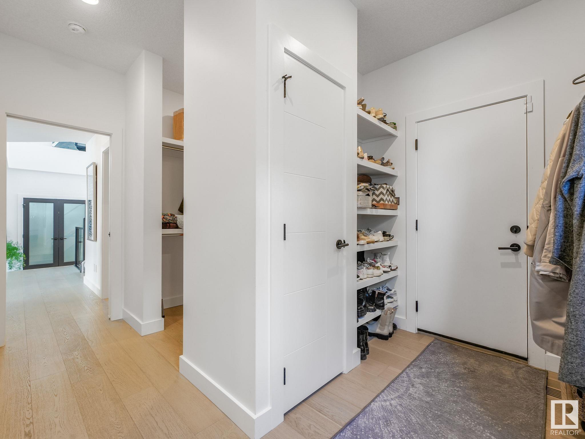      6609 KNOX PL SW , Edmonton,  ,T6W 1A5 ;  Listing Number: MLS E4420523