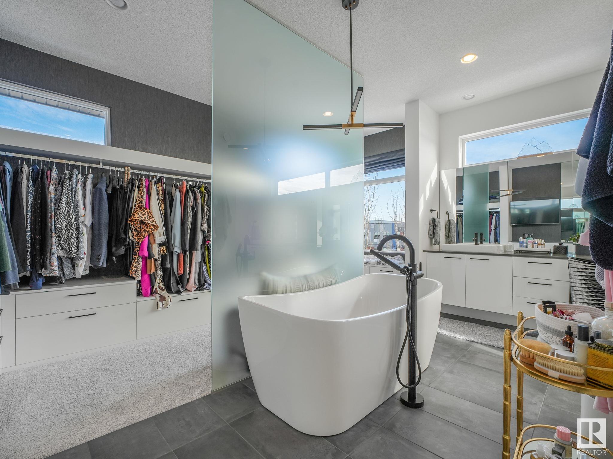      6609 KNOX PL SW , Edmonton,  ,T6W 1A5 ;  Listing Number: MLS E4420523