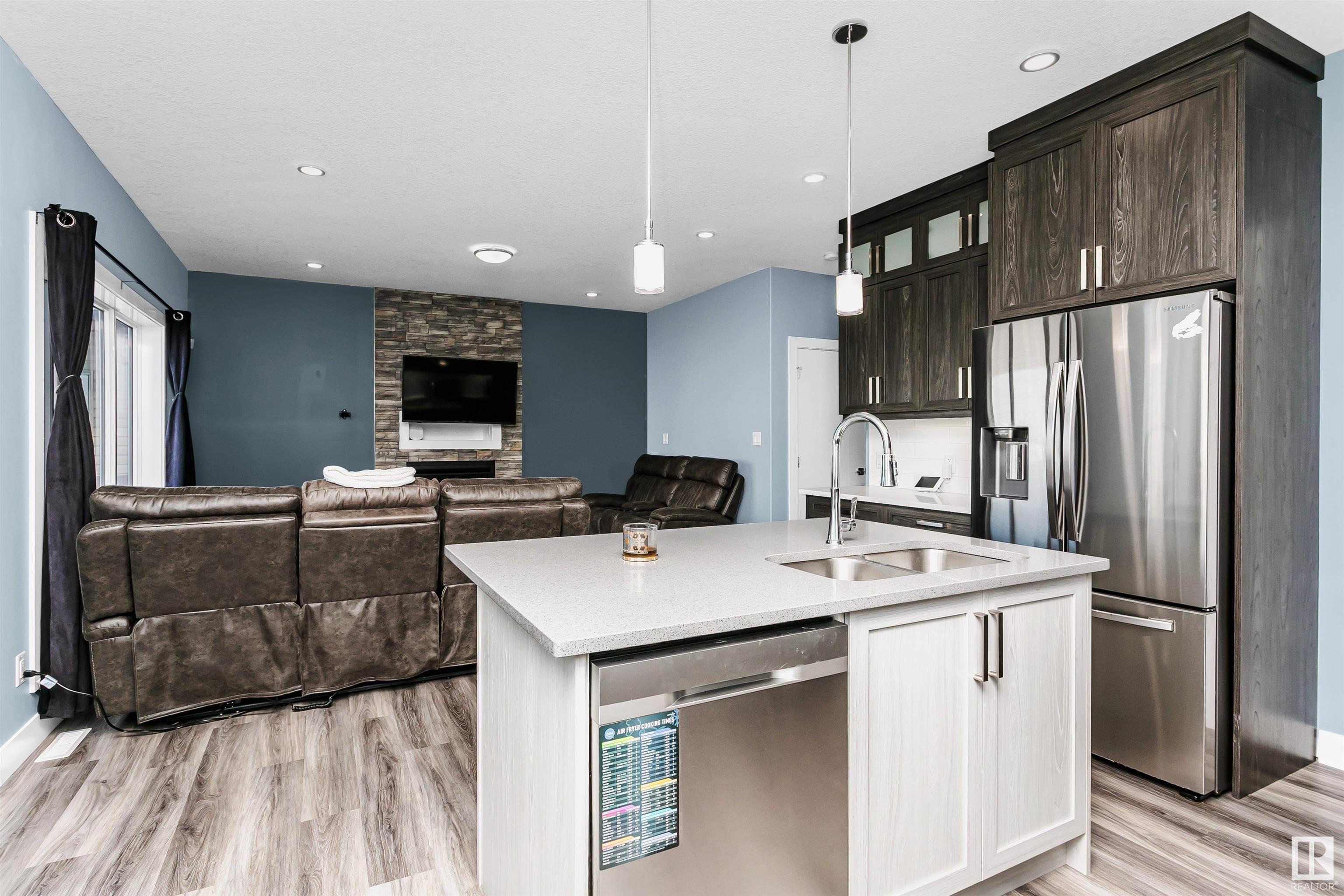      630 MEADOWVIEW DR , Fort Saskatchewan,  ,T8L 0X2 ;  Listing Number: MLS E4420533