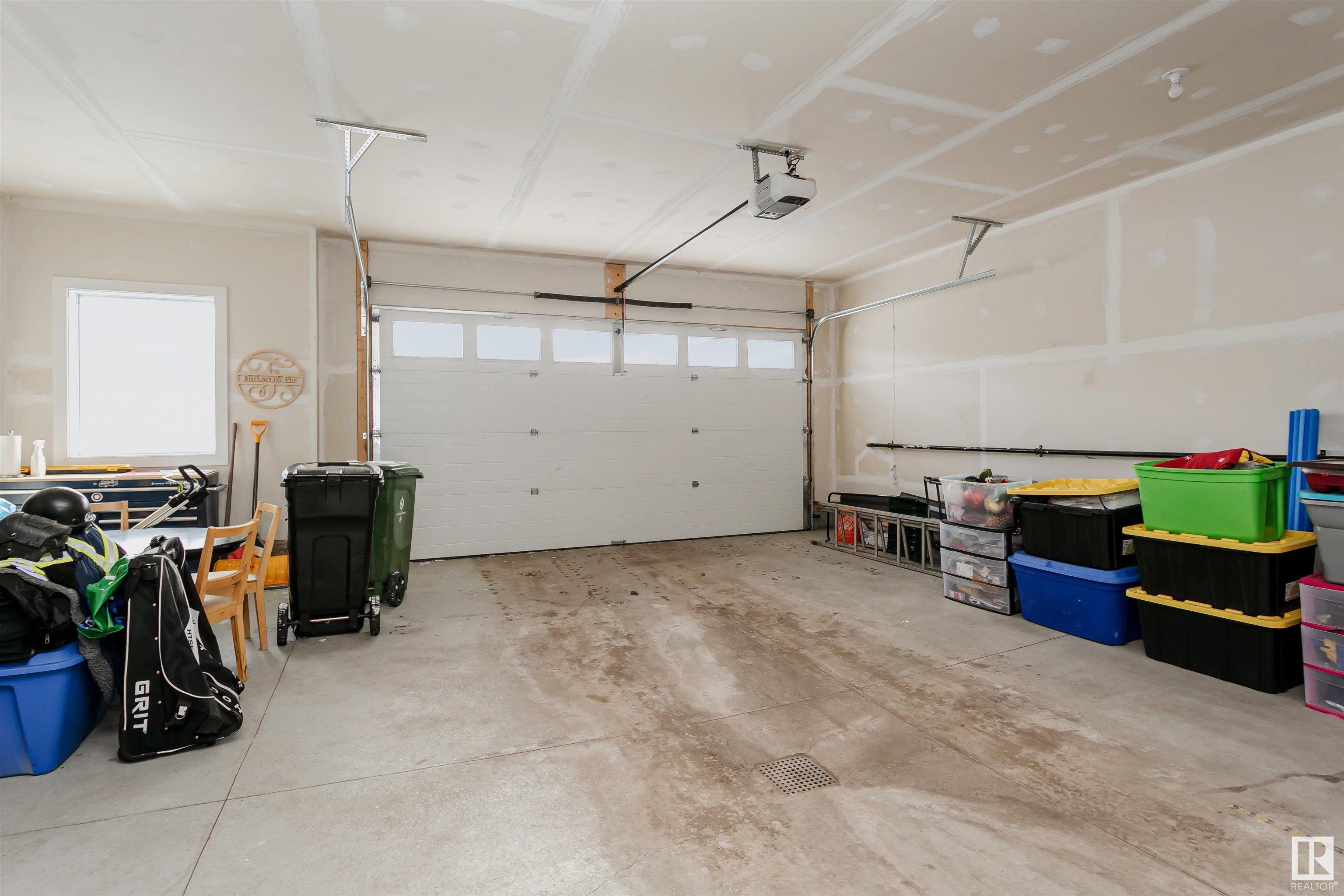      630 MEADOWVIEW DR , Fort Saskatchewan,  ,T8L 0X2 ;  Listing Number: MLS E4420533