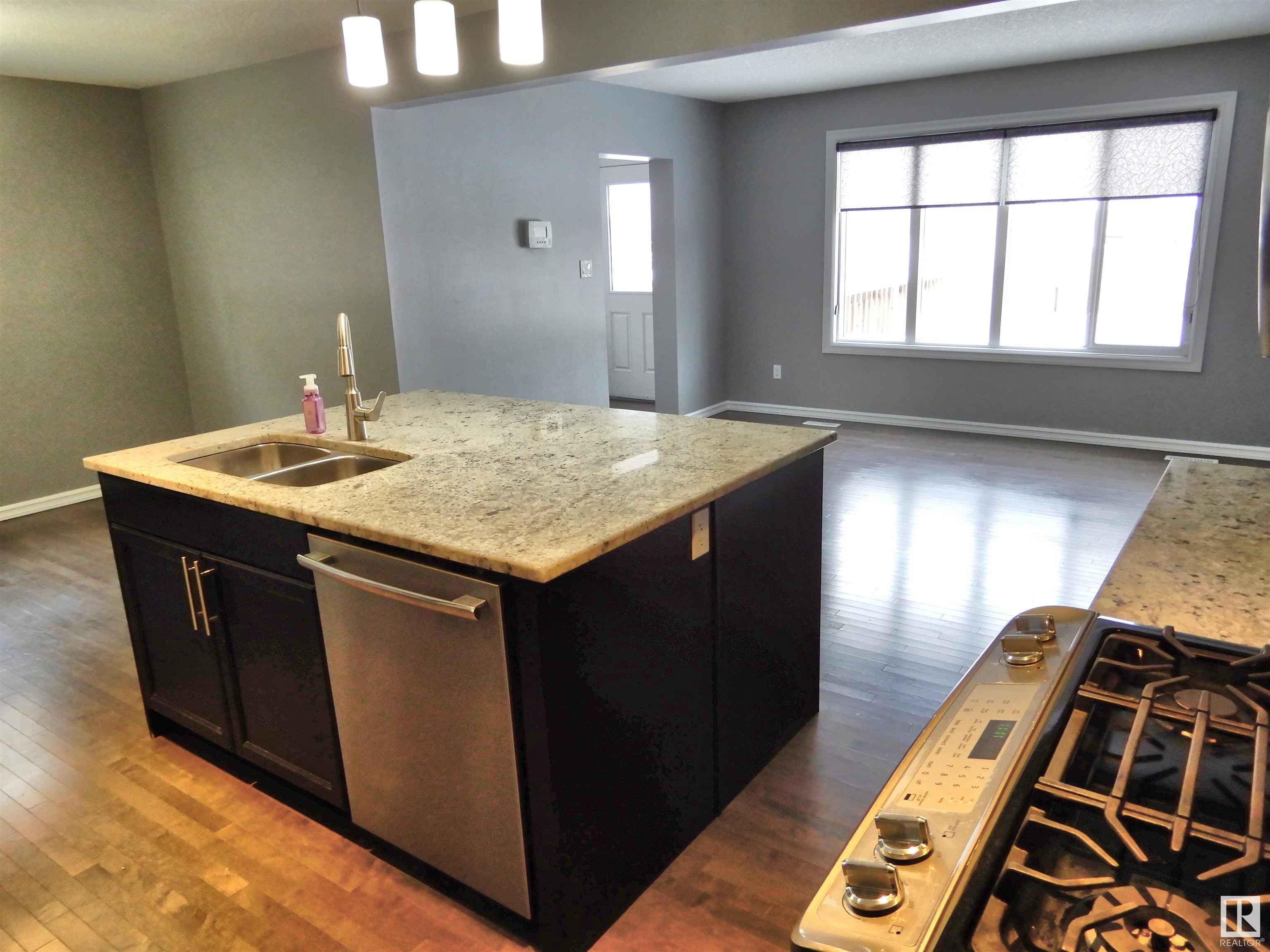      4220 ALEXANDER BAY BA SW , Edmonton,  ,T6W 2C8 ;  Listing Number: MLS E4420537