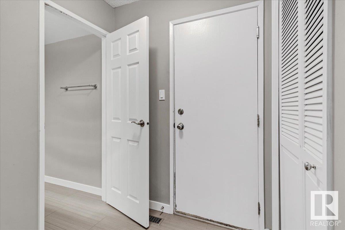     17211 60 AV NW , Edmonton,  ,T6M 1E9 ;  Listing Number: MLS E4420540
