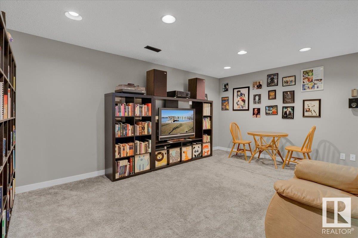      17211 60 AV NW , Edmonton,  ,T6M 1E9 ;  Listing Number: MLS E4420540