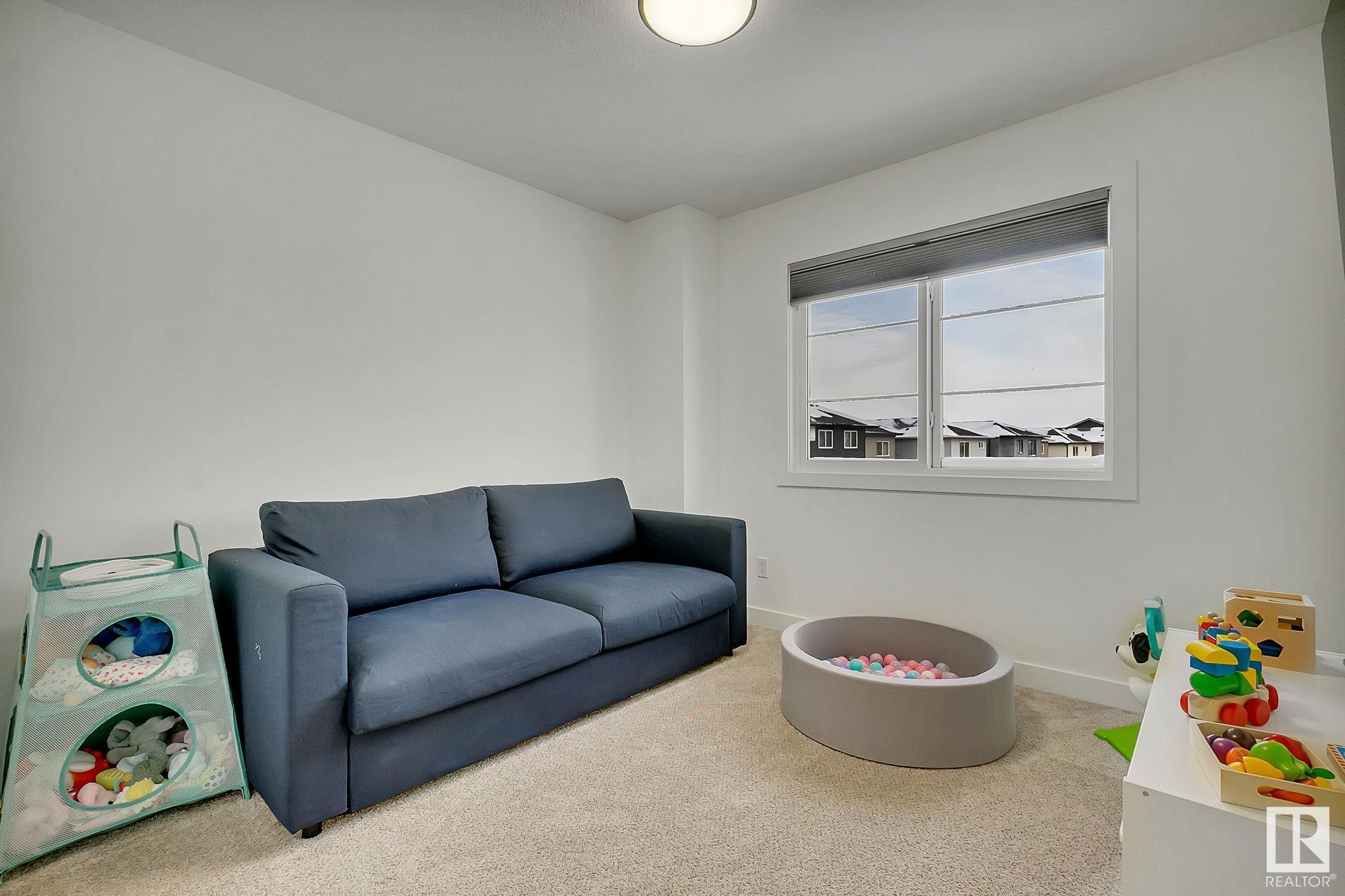      17924 61 ST NW NW , Edmonton,  ,T5Y 3X1 ;  Listing Number: MLS E4420541
