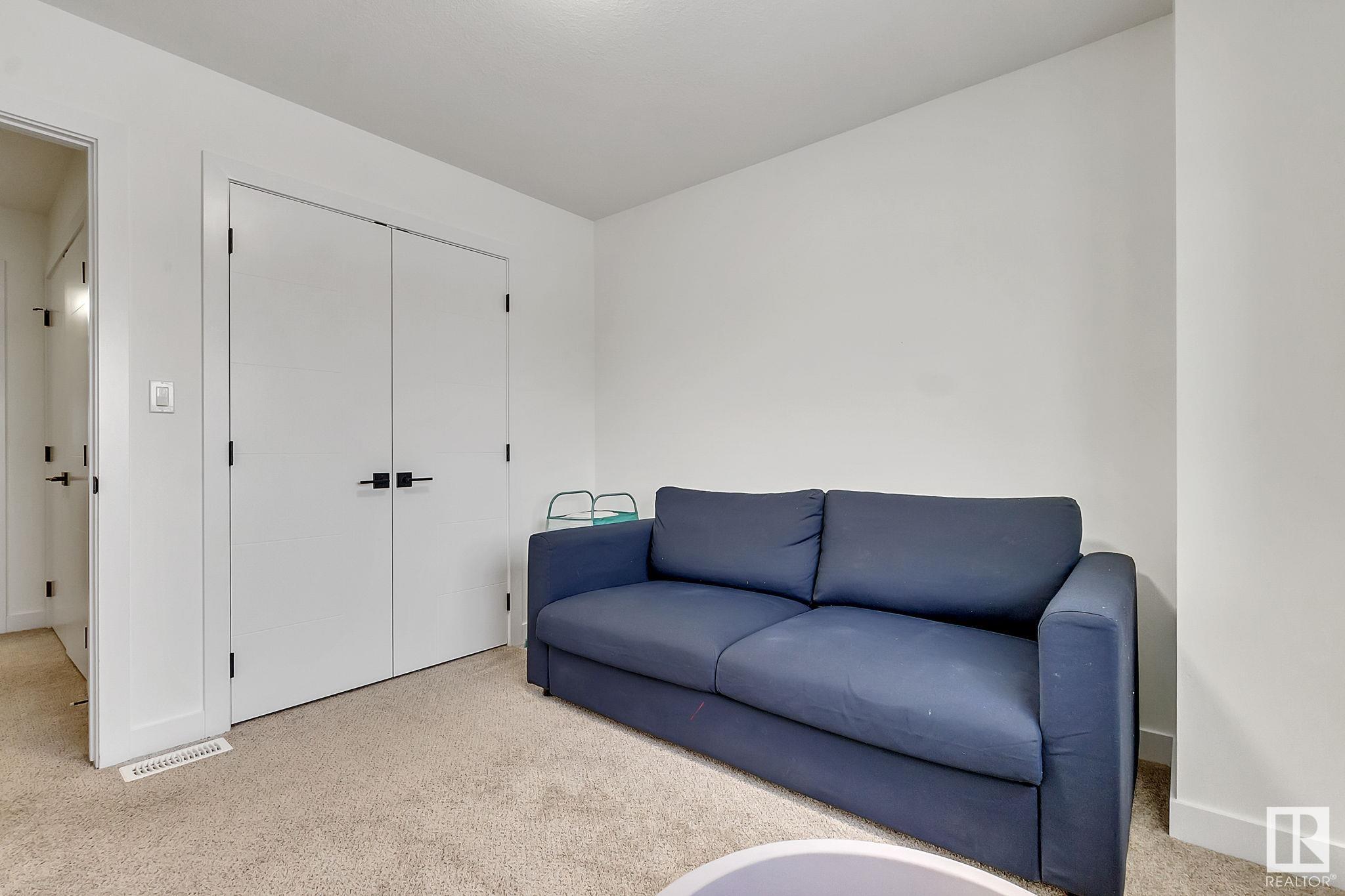      17924 61 ST NW NW , Edmonton,  ,T5Y 3X1 ;  Listing Number: MLS E4420541