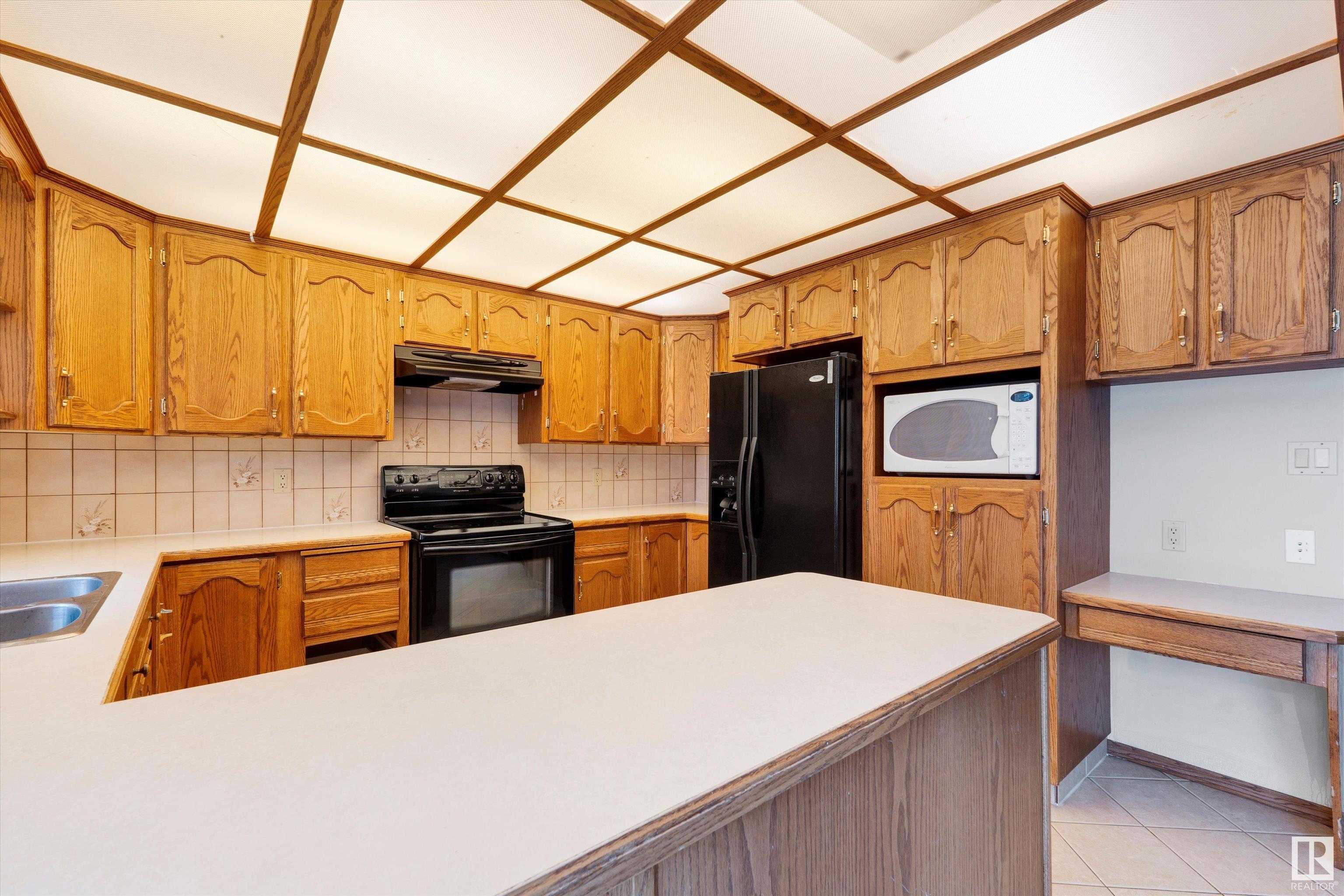      17803 58 AV NW , Edmonton,  ,T6M 1S6 ;  Listing Number: MLS E4420543