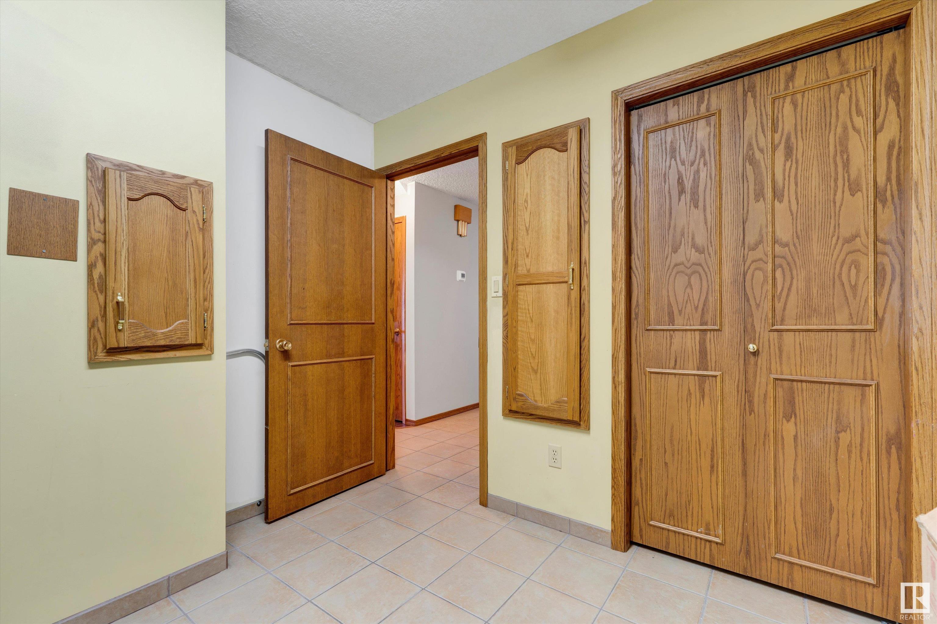      17803 58 AV NW , Edmonton,  ,T6M 1S6 ;  Listing Number: MLS E4420543